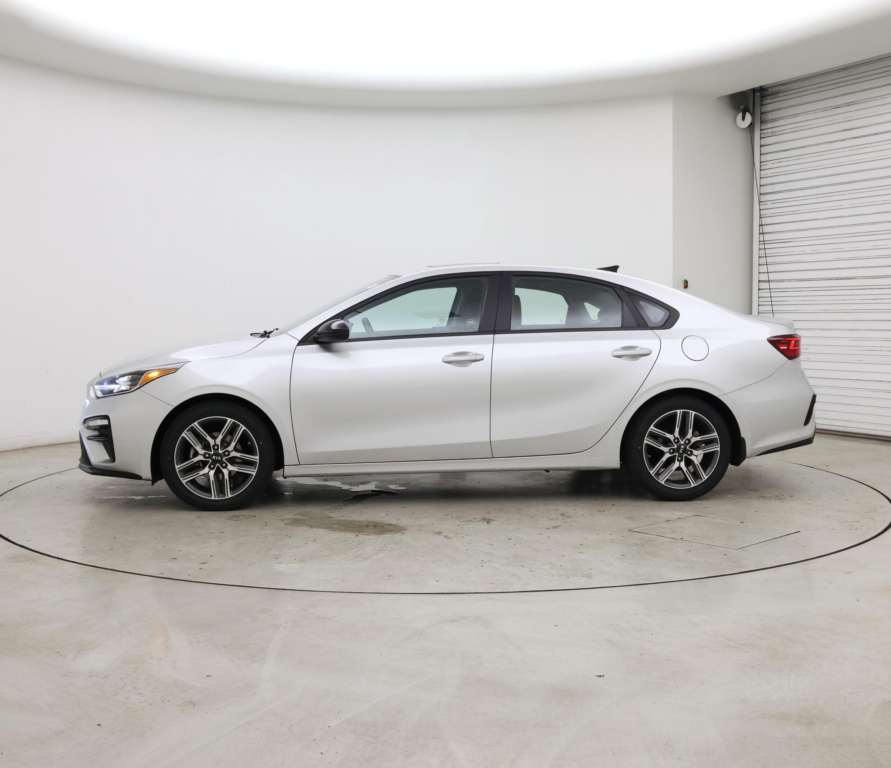 Thumbnail: 2019 Kia Forte - 3