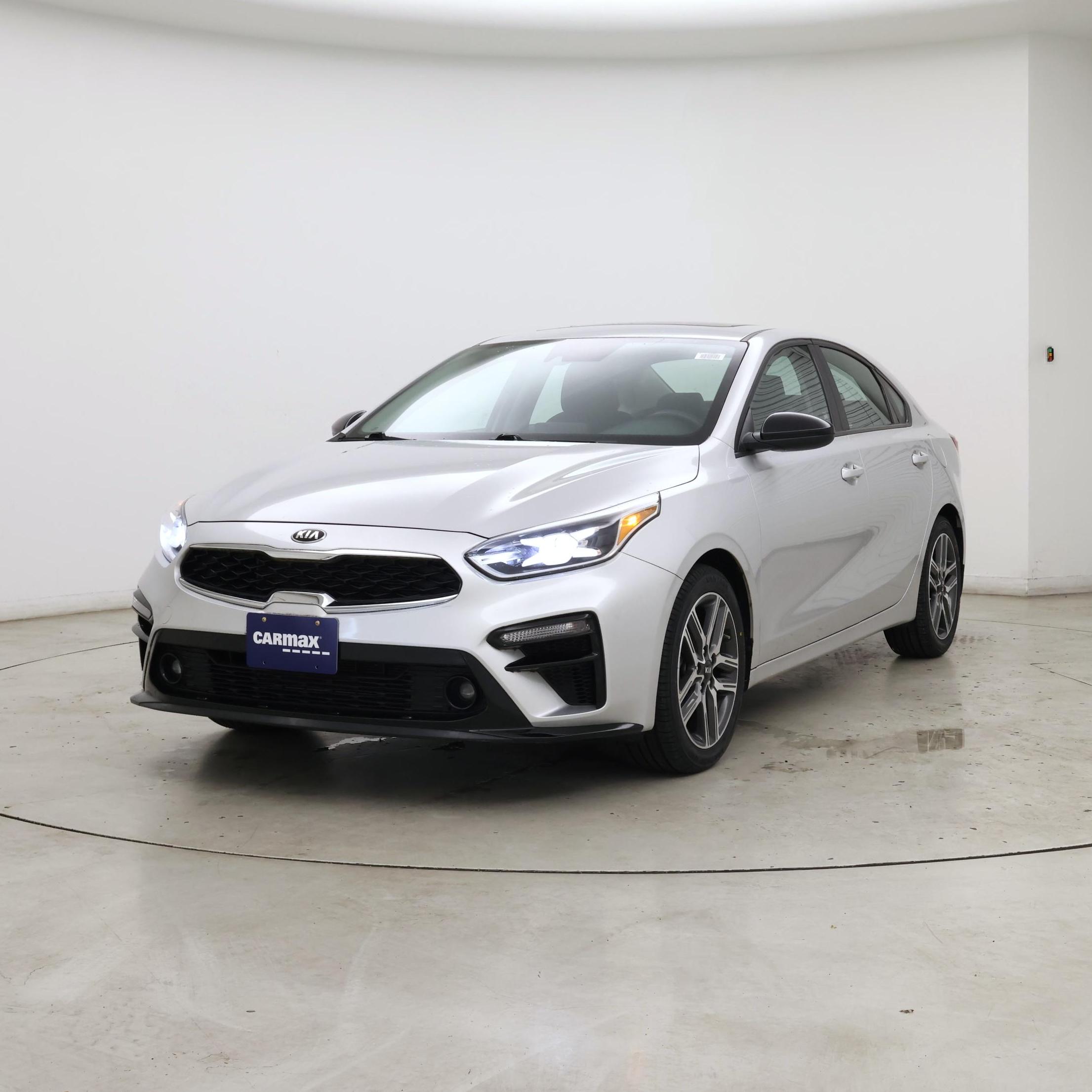 Thumbnail: 2019 Kia Forte - 4