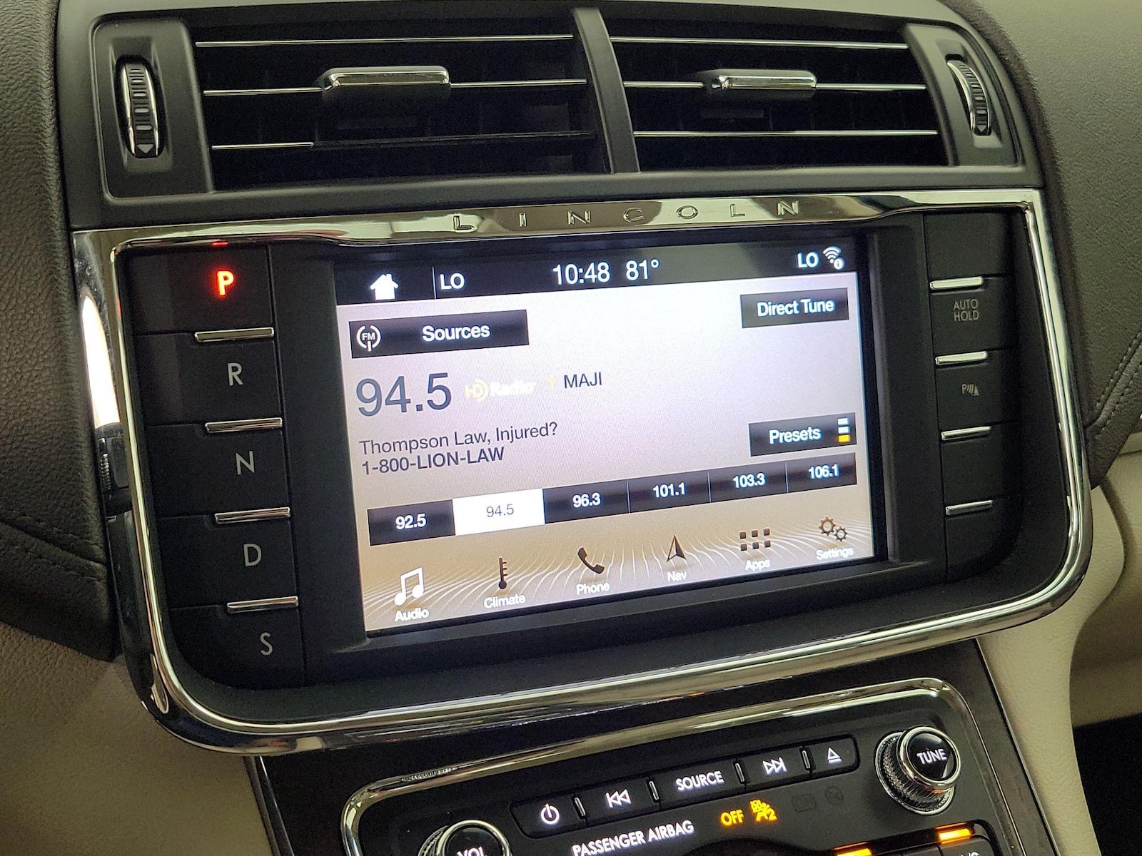 2017 Lincoln Continental Select - Photo 17