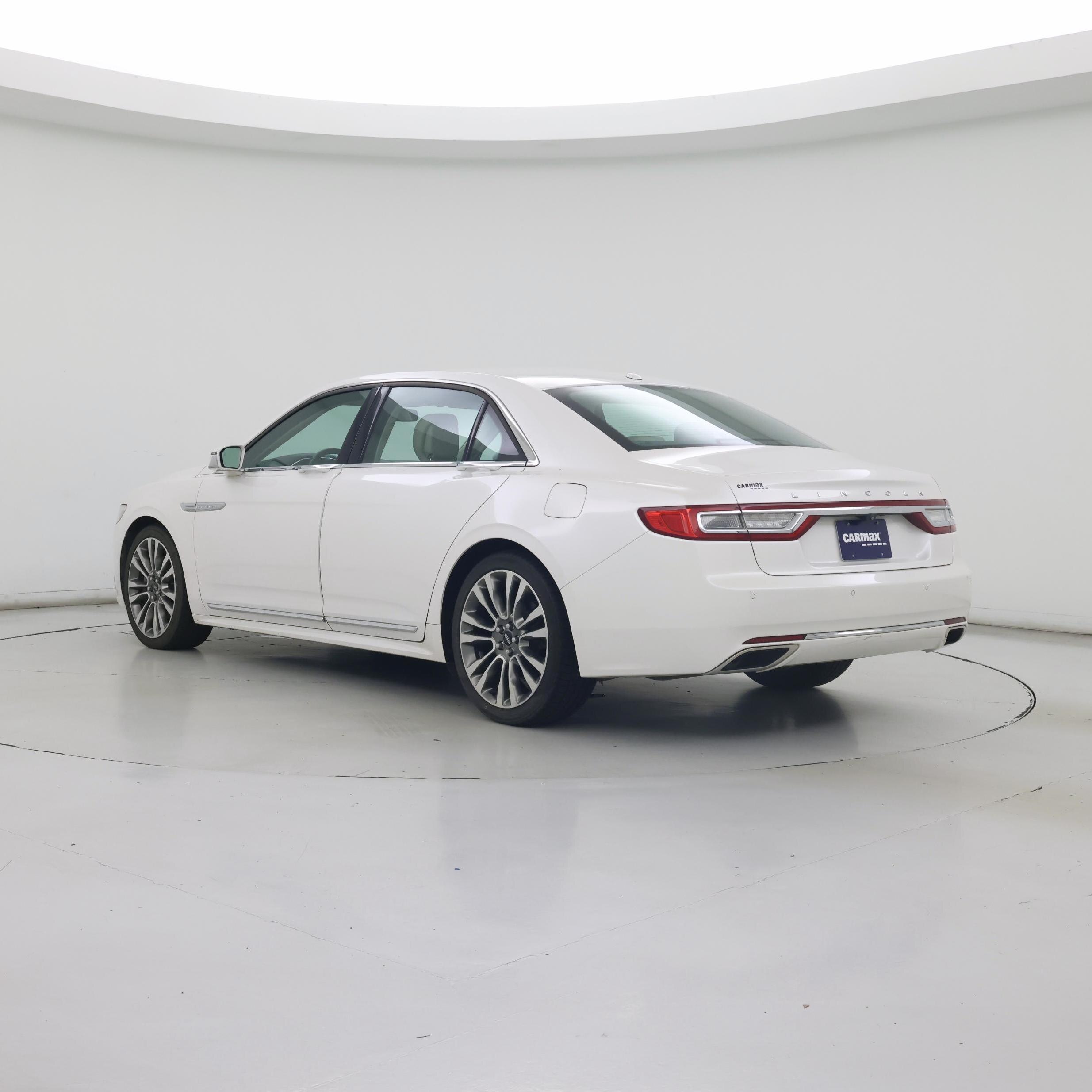 Thumbnail: 2017 Lincoln Continental - 2