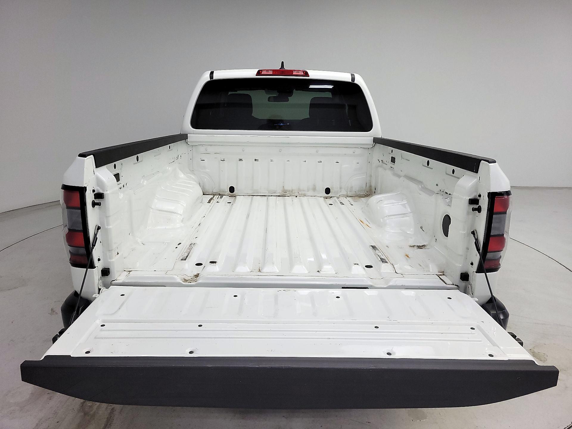 Thumbnail: 2024 Nissan Frontier - 20