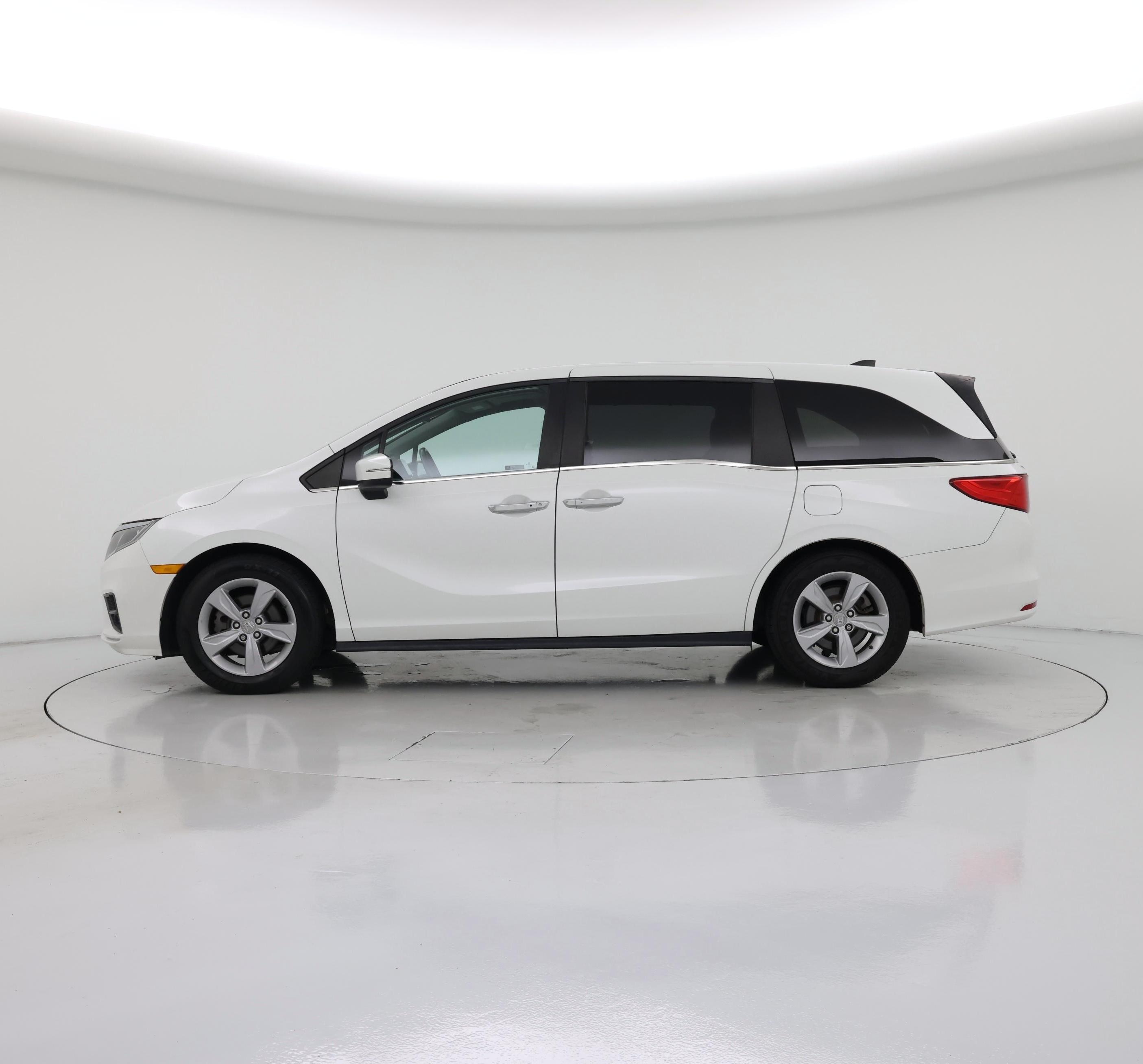Thumbnail: 2020 Honda Odyssey - 3