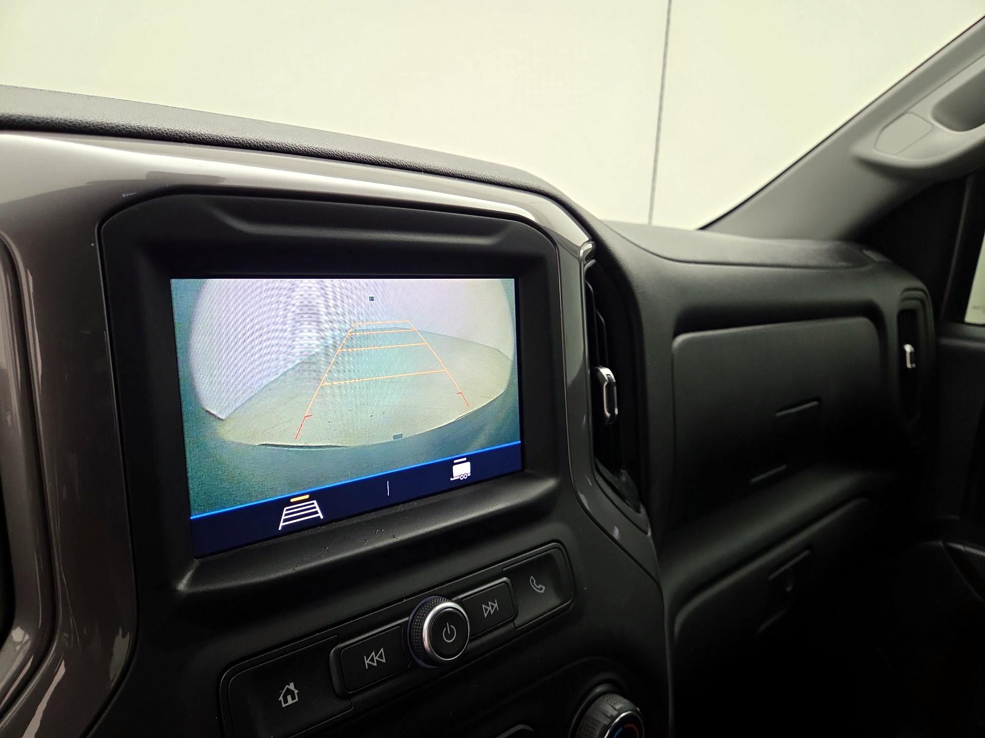 Thumbnail: 2021 Chevrolet Silverado 1500 - 13