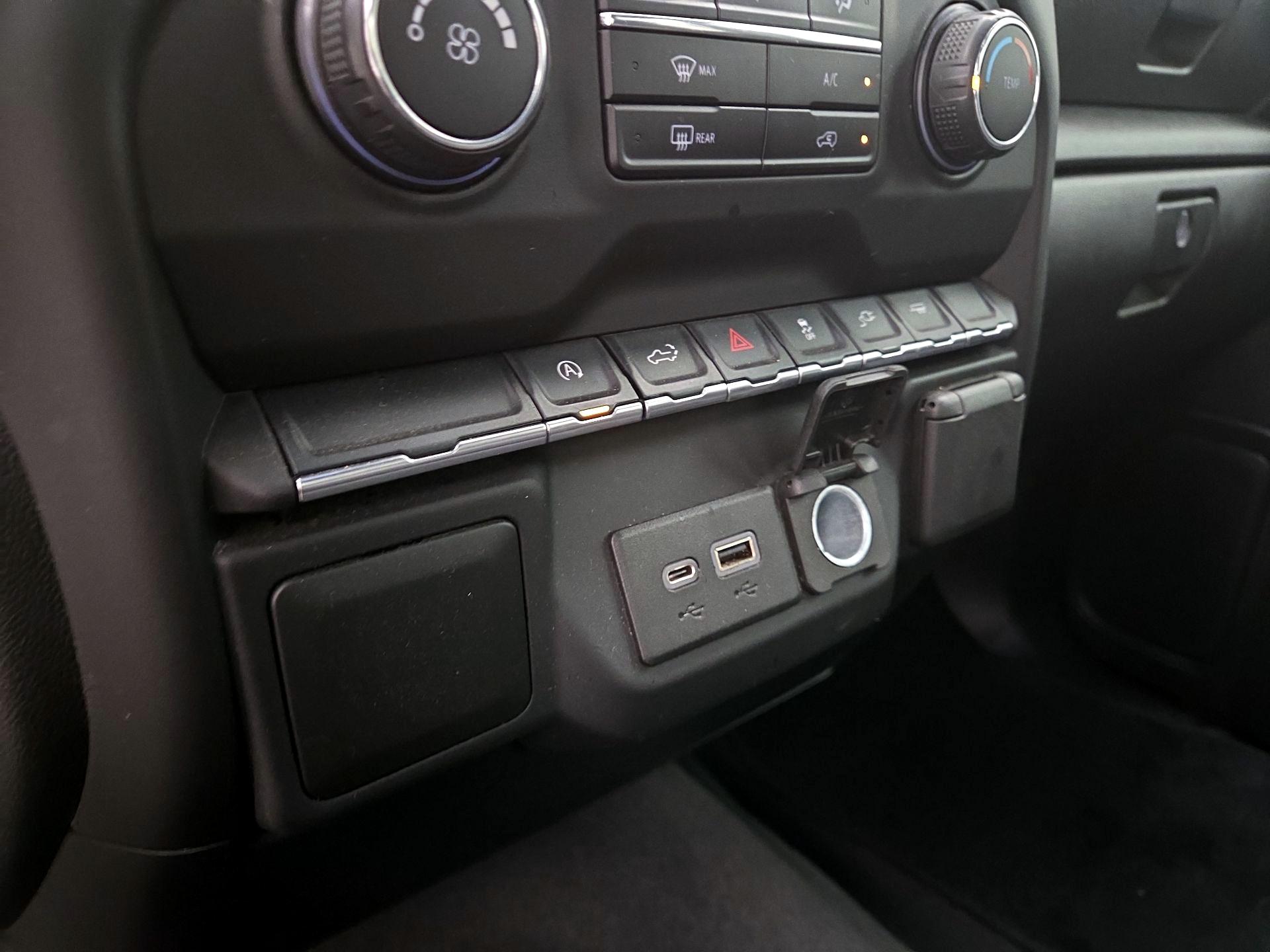 Thumbnail: 2021 Chevrolet Silverado 1500 - 17