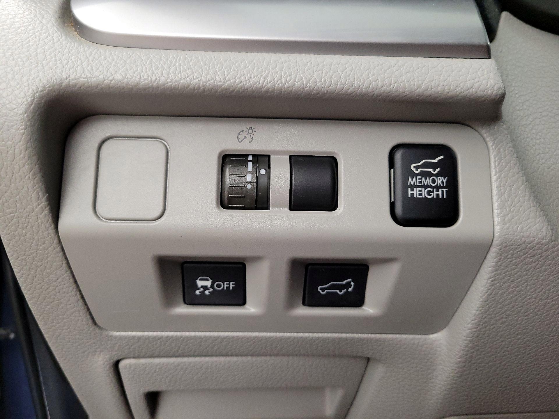 Thumbnail: 2015 Subaru Forester - 13
