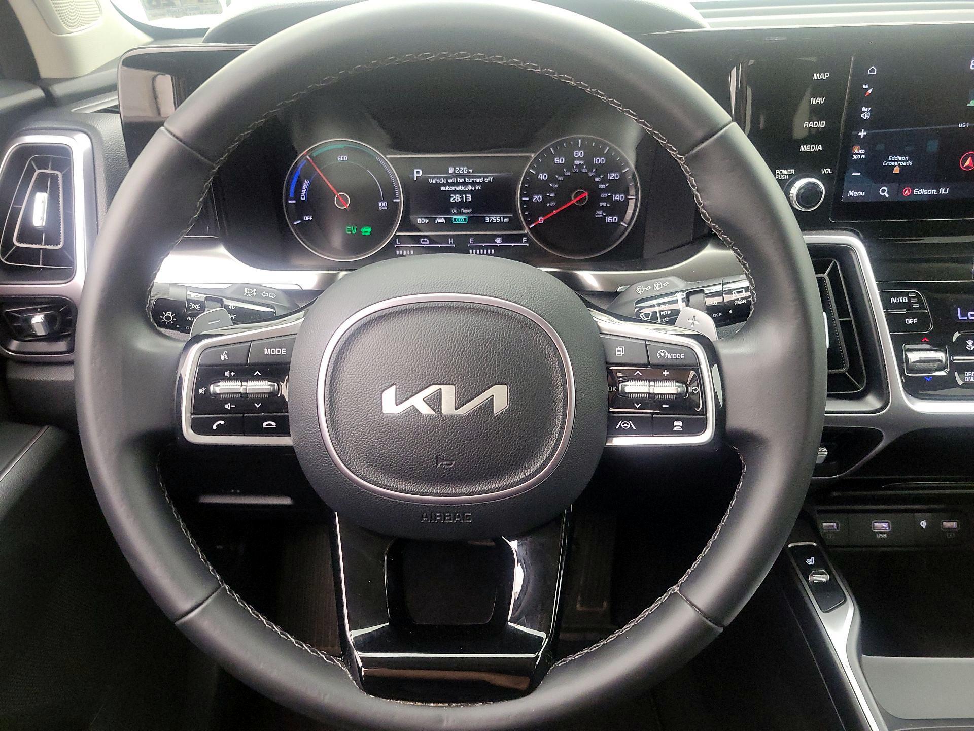 Thumbnail: 2023 Kia Sorento - 10