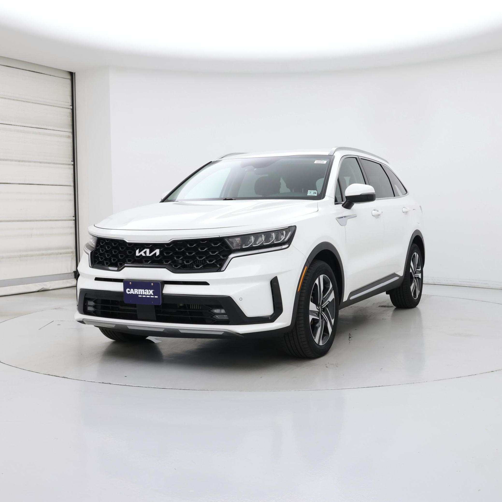 Thumbnail: 2023 Kia Sorento - 4