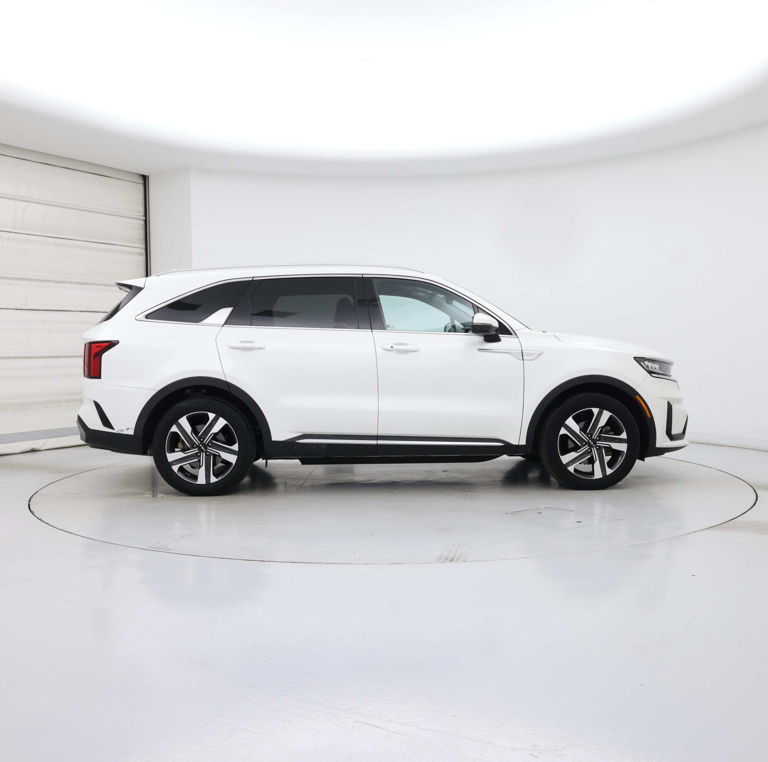Thumbnail: 2023 Kia Sorento - 7