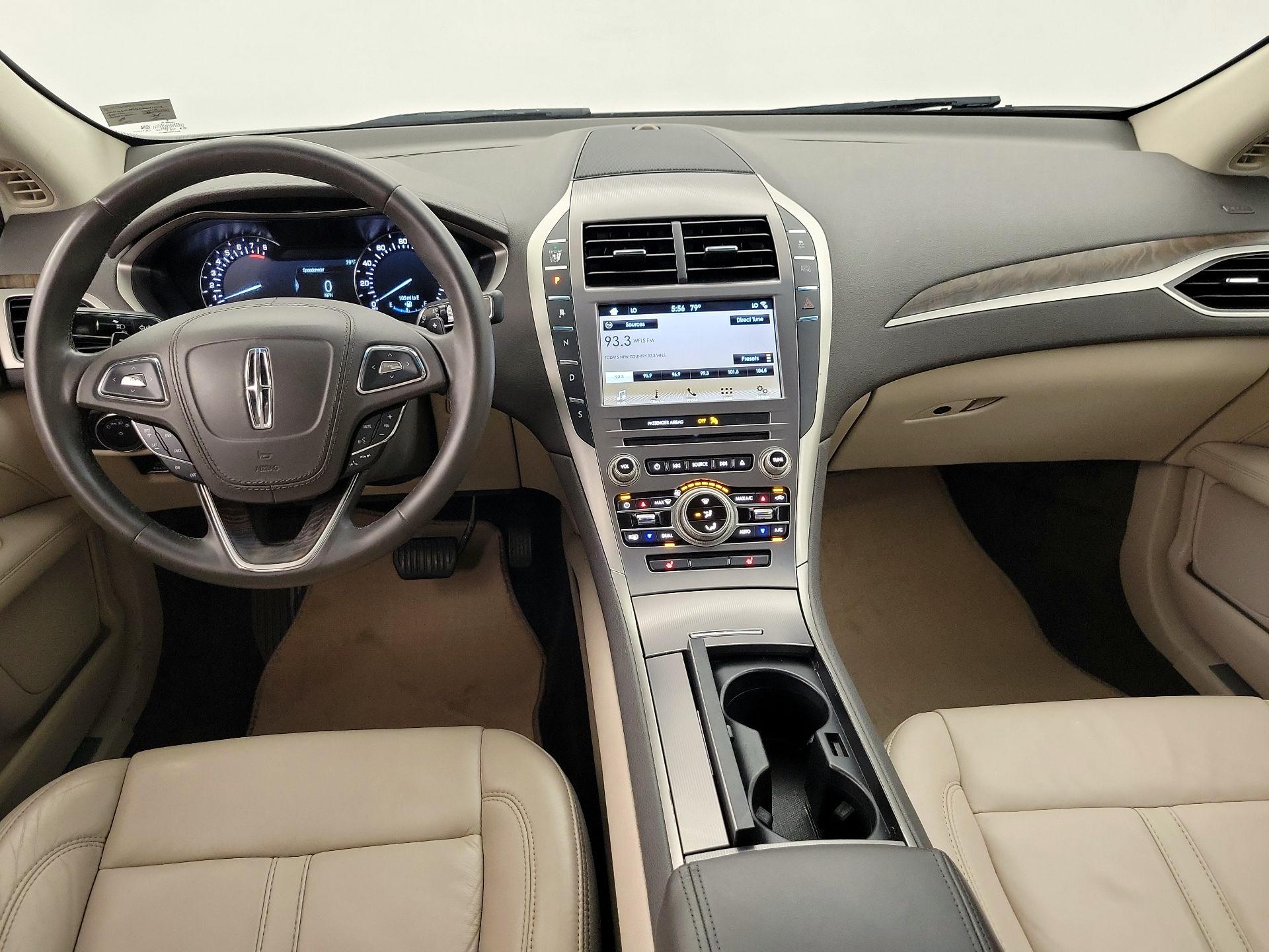 Thumbnail: 2017 Lincoln MKZ - 9