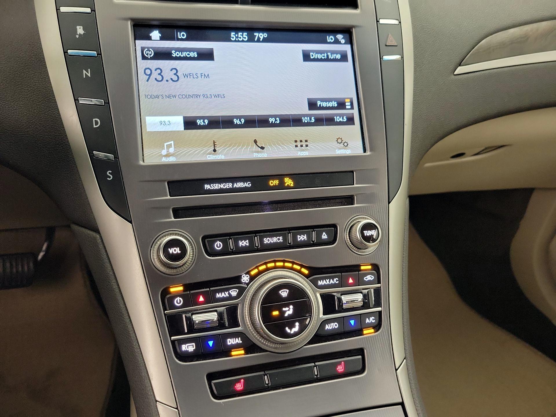 Thumbnail: 2017 Lincoln MKZ - 15