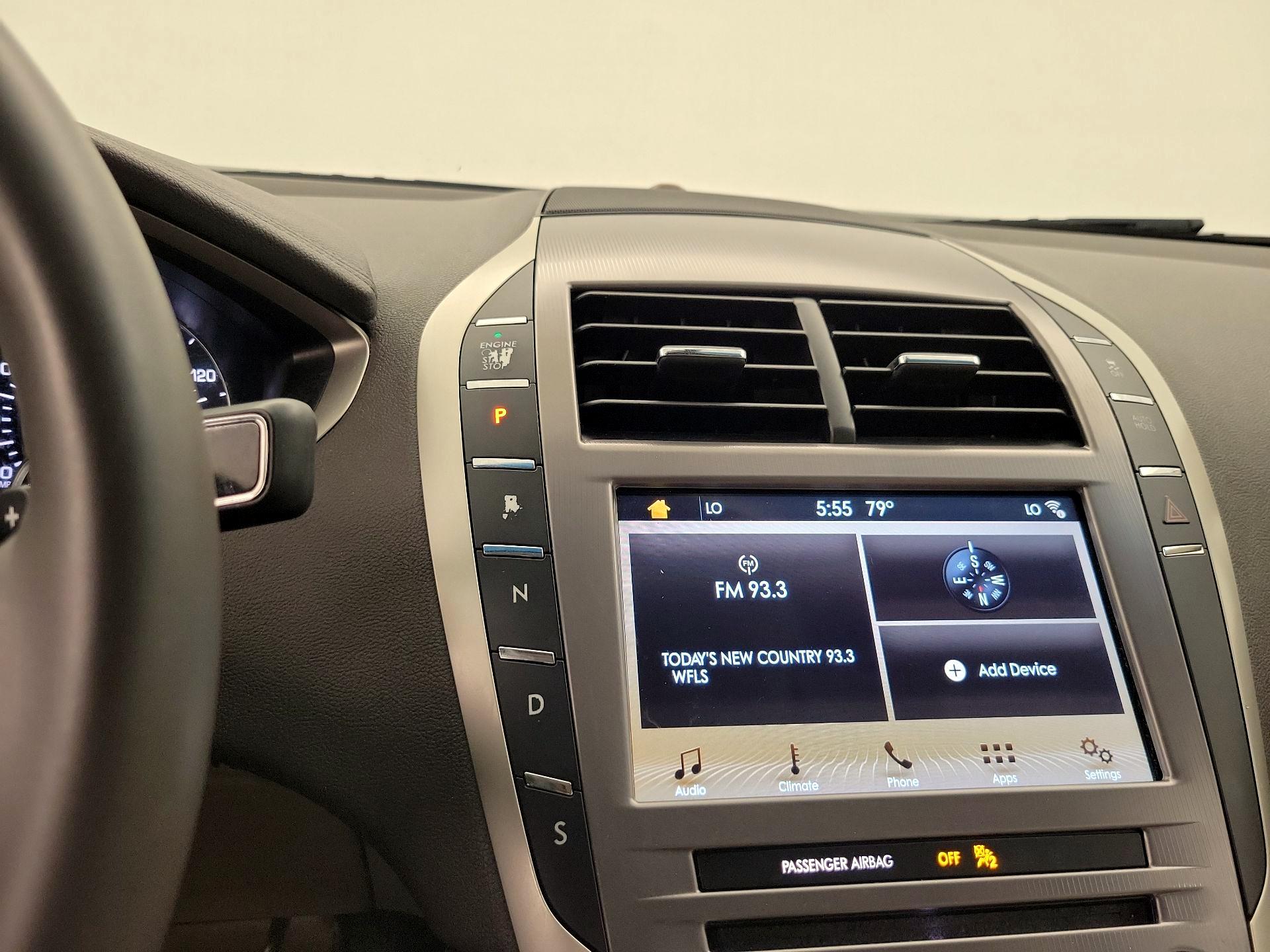Thumbnail: 2017 Lincoln MKZ - 17
