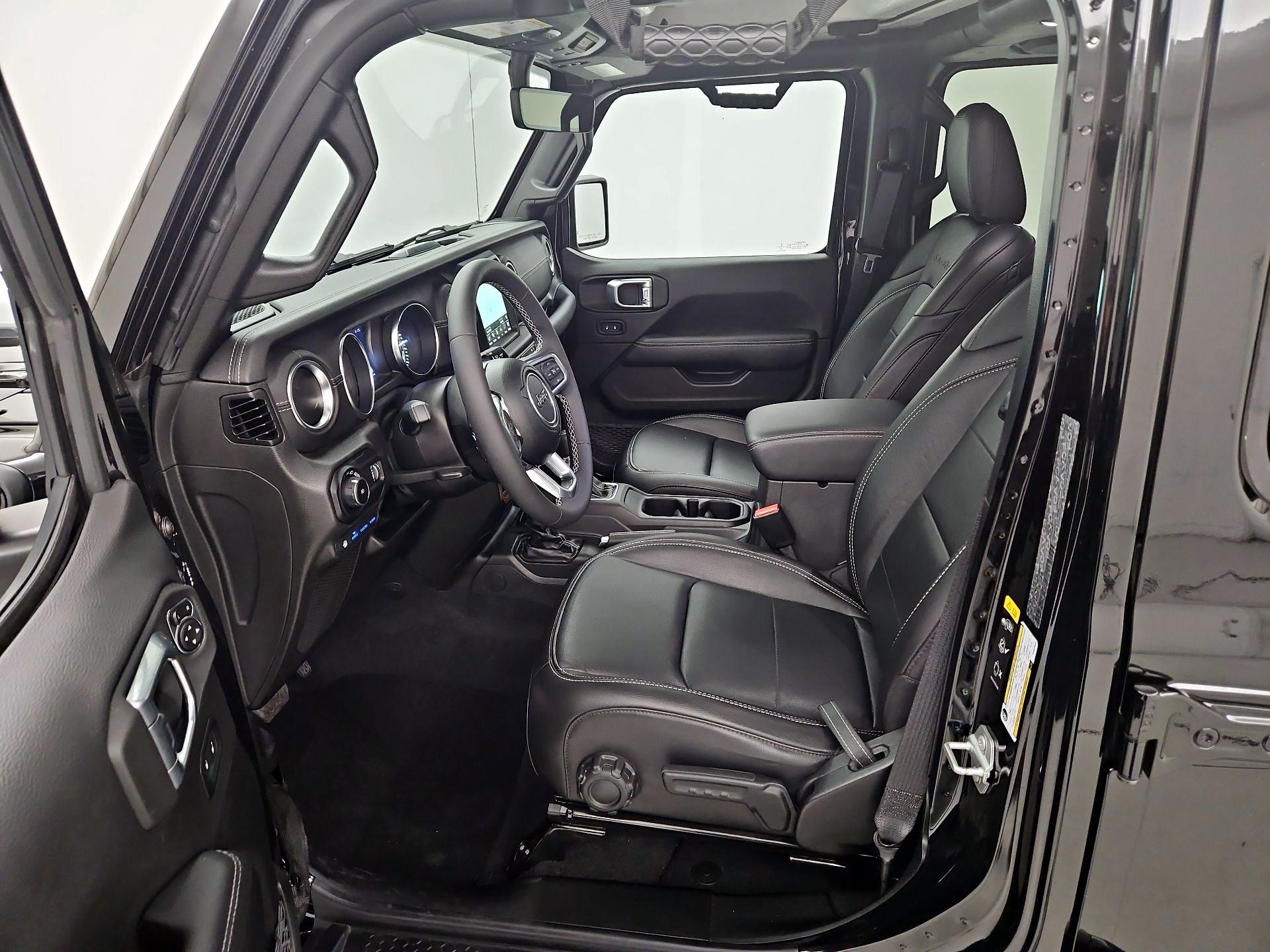 Thumbnail: 2023 Jeep Wrangler - 11