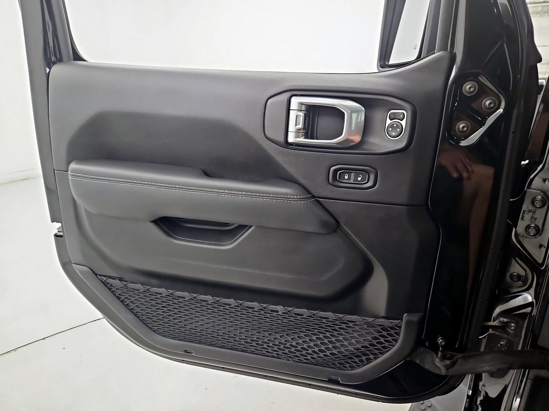Thumbnail: 2023 Jeep Wrangler - 12