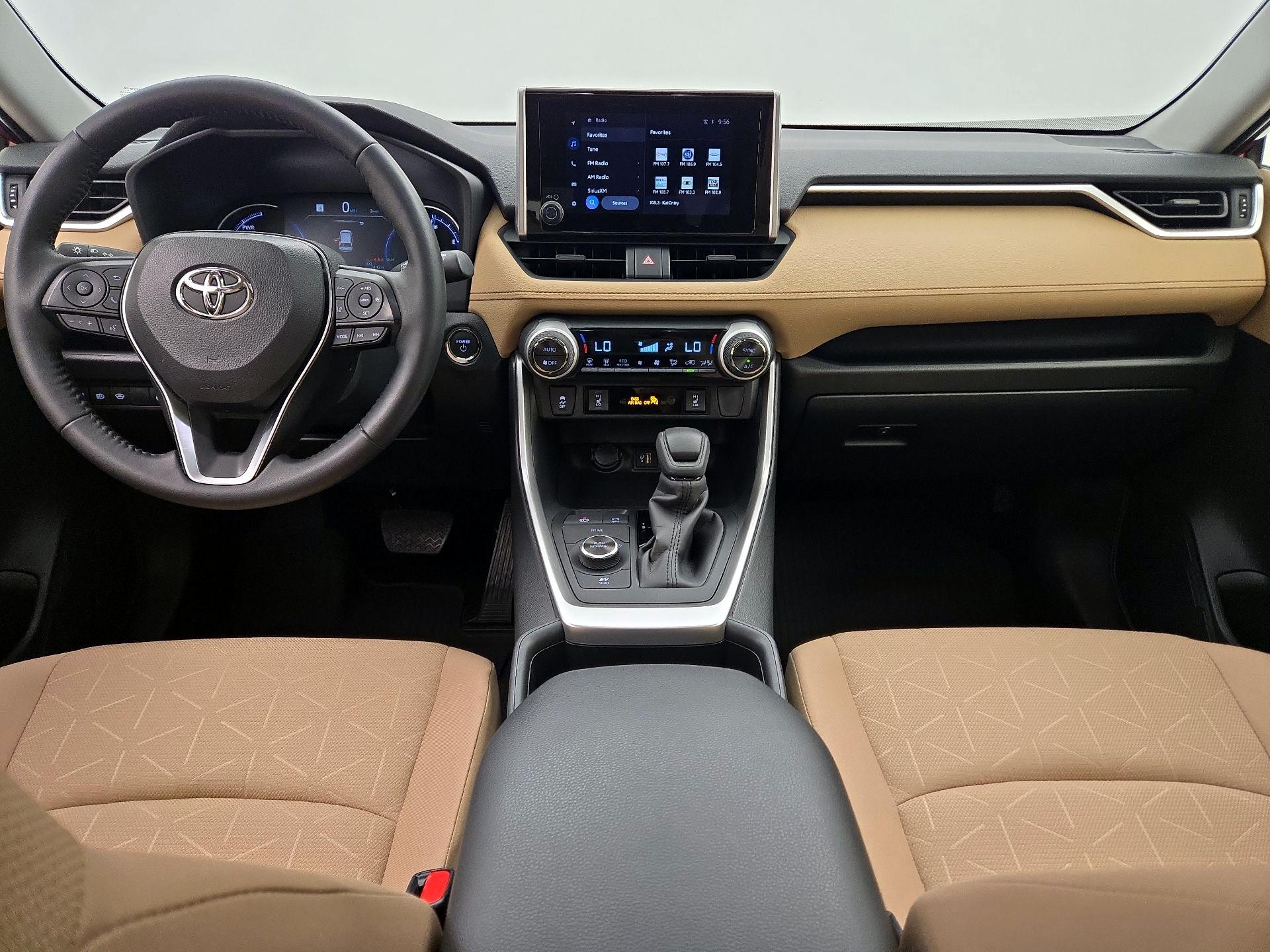 Thumbnail: 2025 Toyota RAV4 - 9