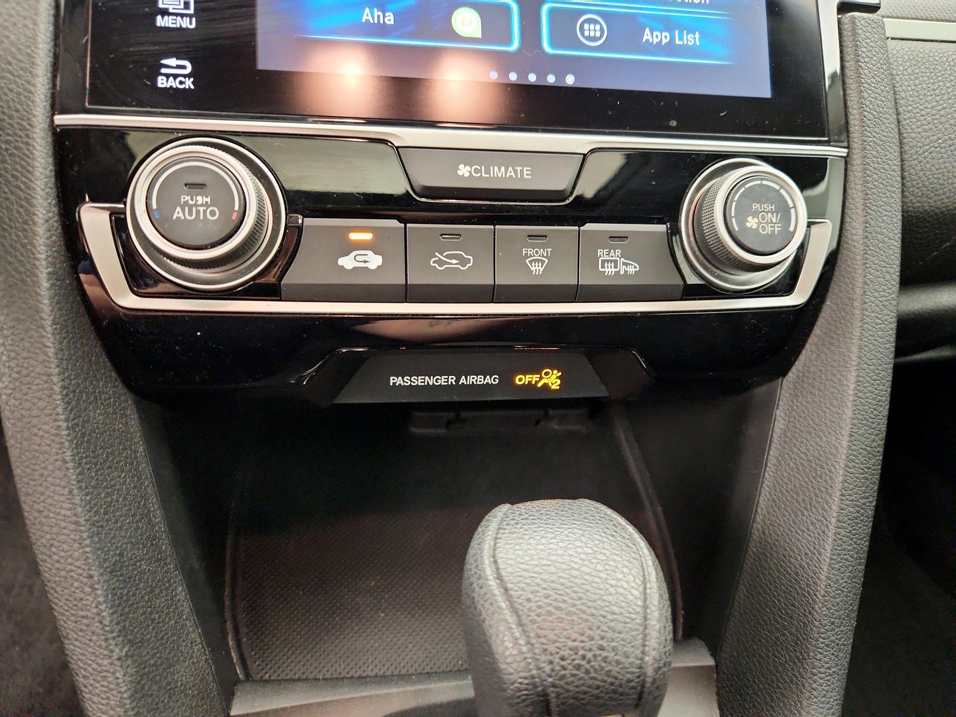 Thumbnail: 2016 Honda Civic - 16