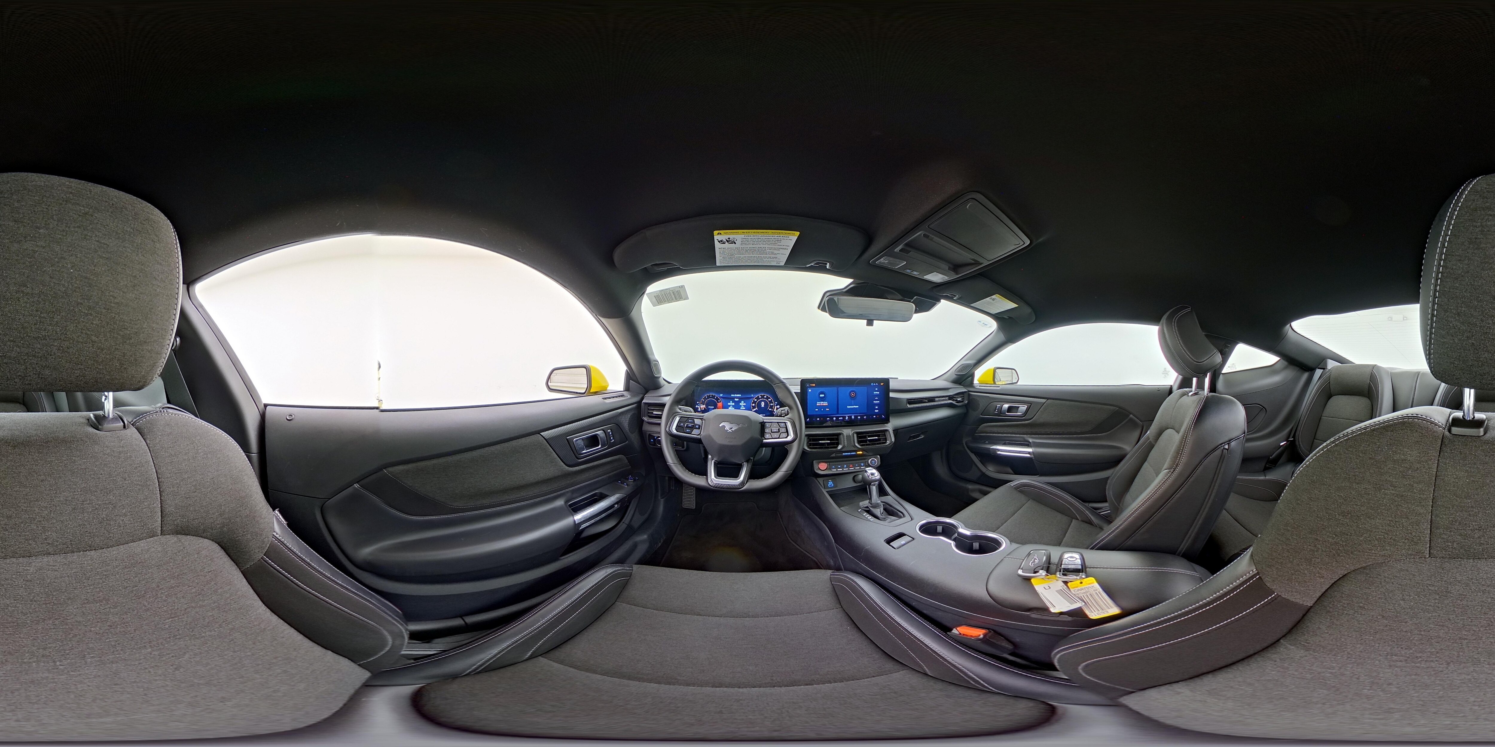 2024 Ford Mustang EcoBoost - Photo 24