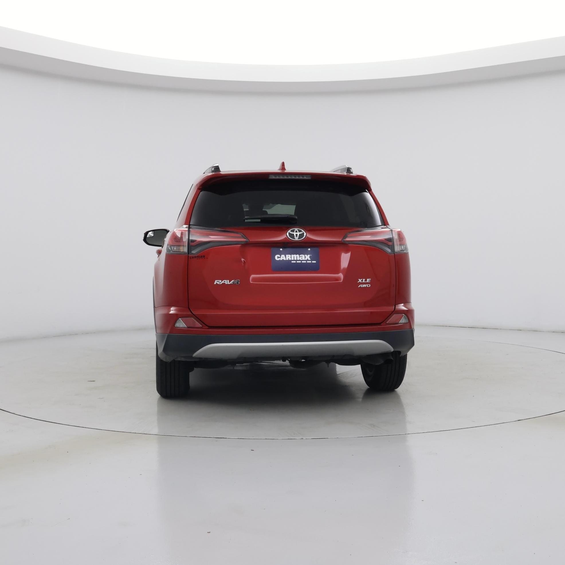 Thumbnail: 2017 Toyota RAV4 - 6