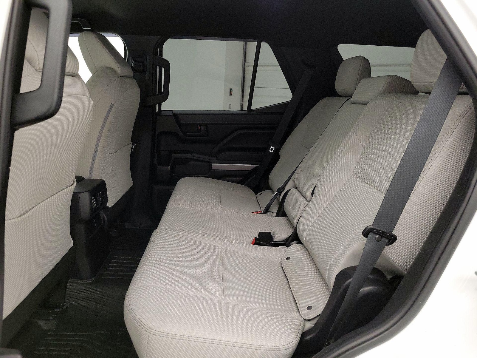 2025 Toyota 4Runner SR5 - Photo 20