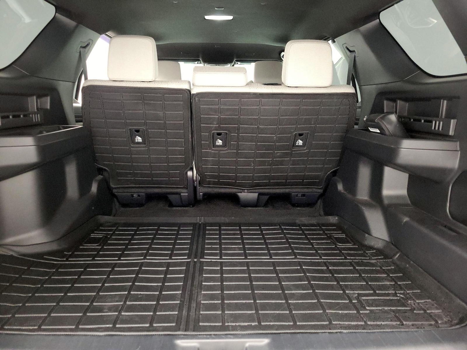 2025 Toyota 4Runner SR5 - Photo 21