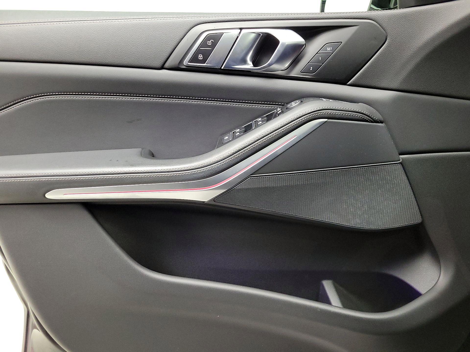 Thumbnail: 2023 BMW X5 - 12