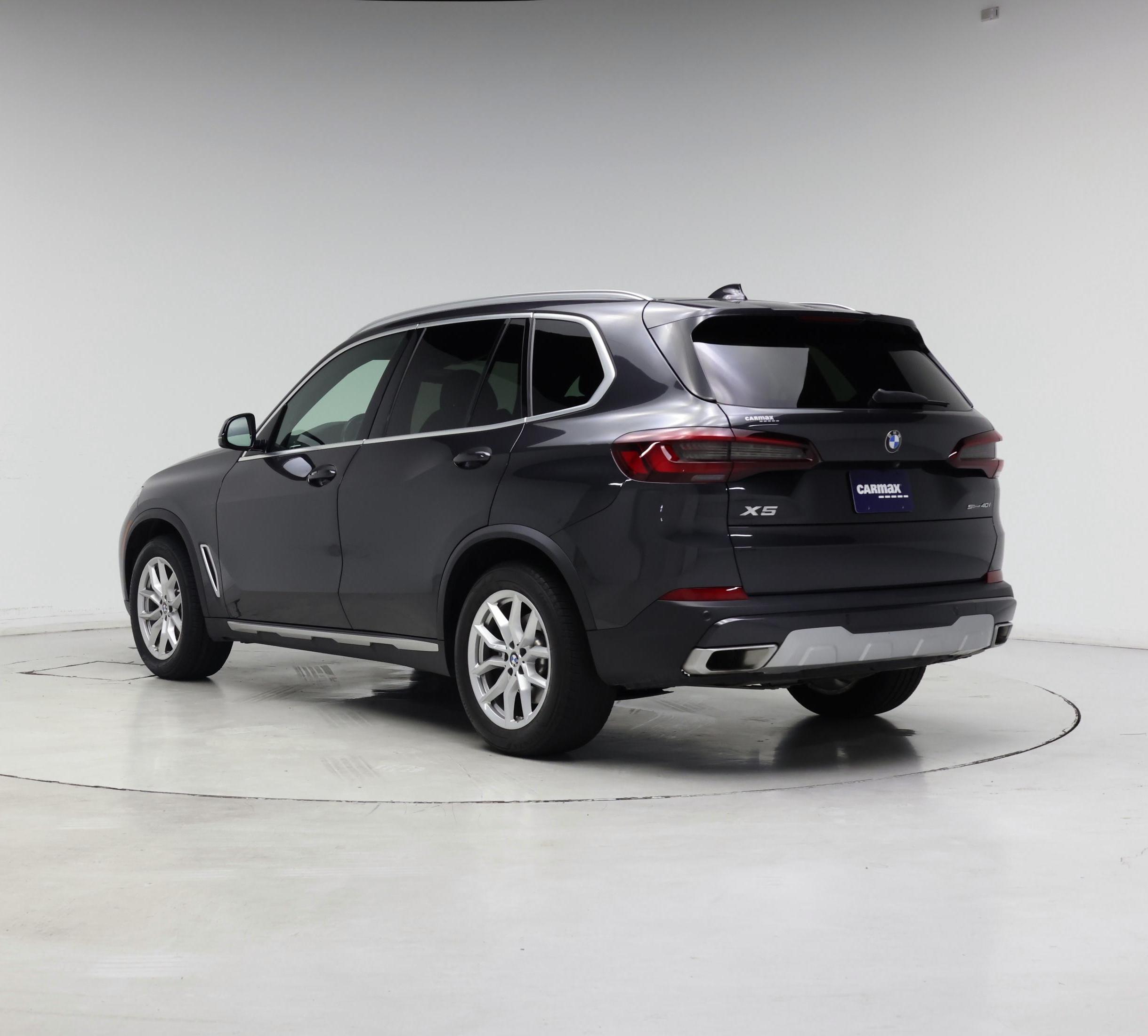 Thumbnail: 2023 BMW X5 - 2