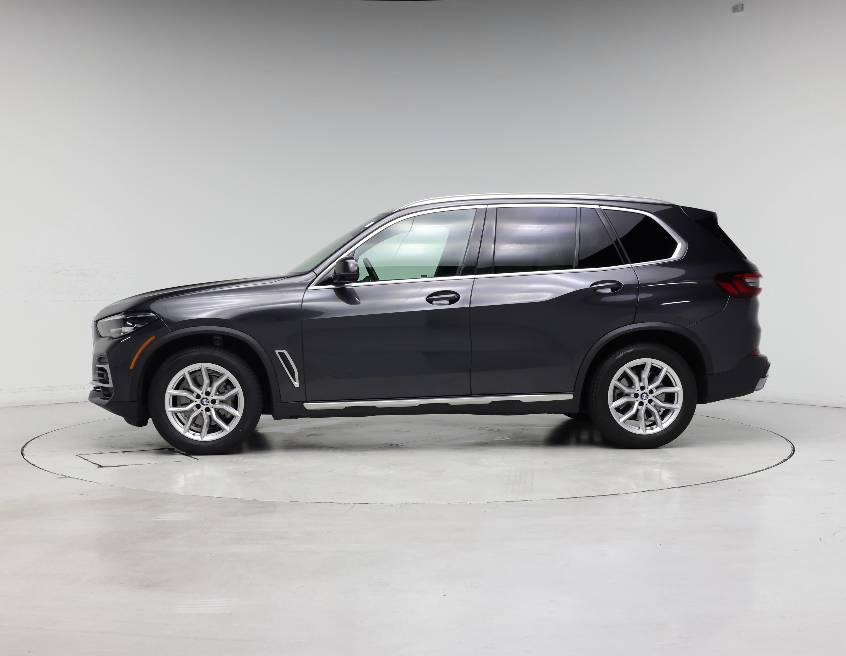 Thumbnail: 2023 BMW X5 - 3