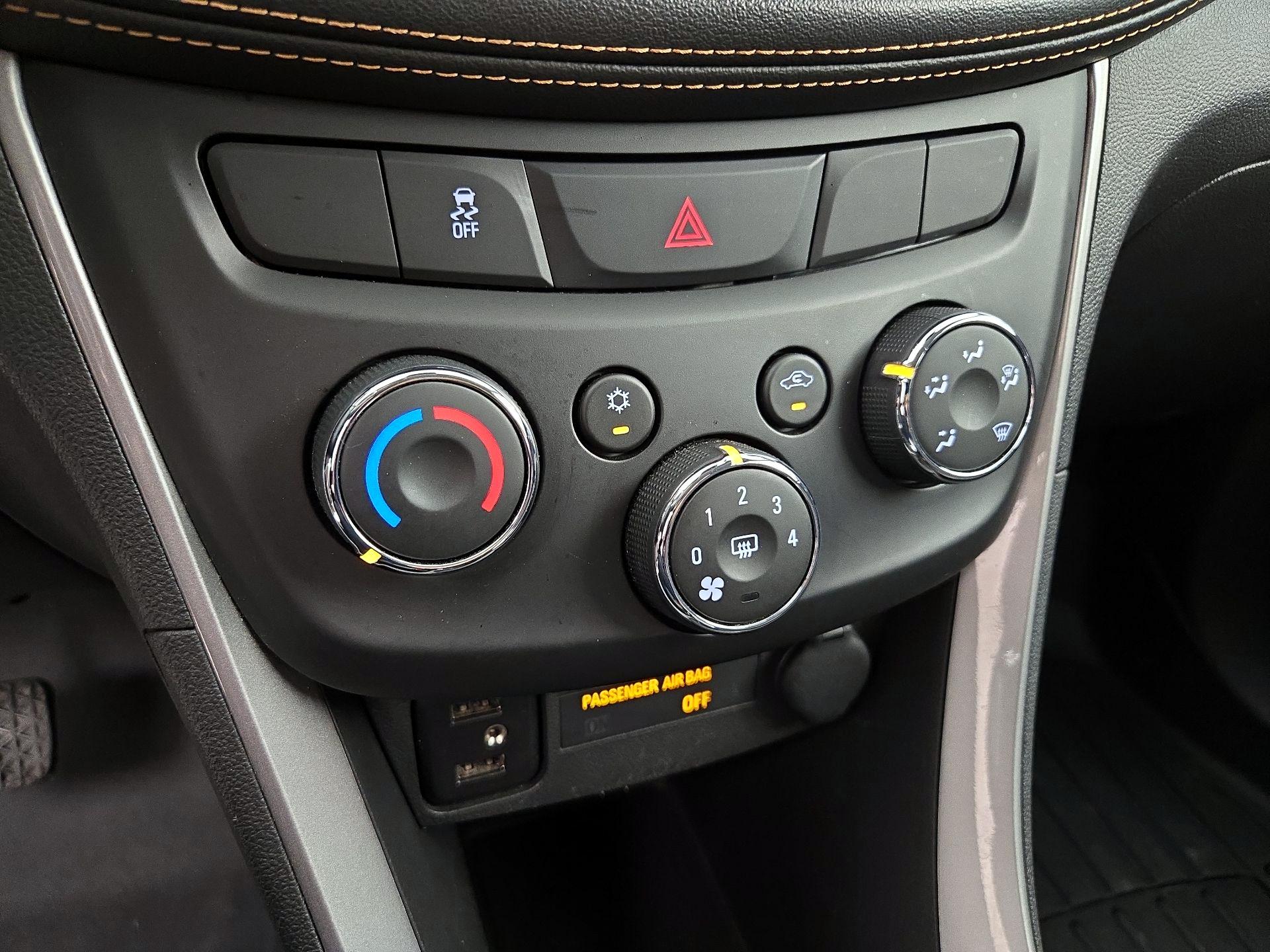 Thumbnail: 2019 Chevrolet Trax - 16