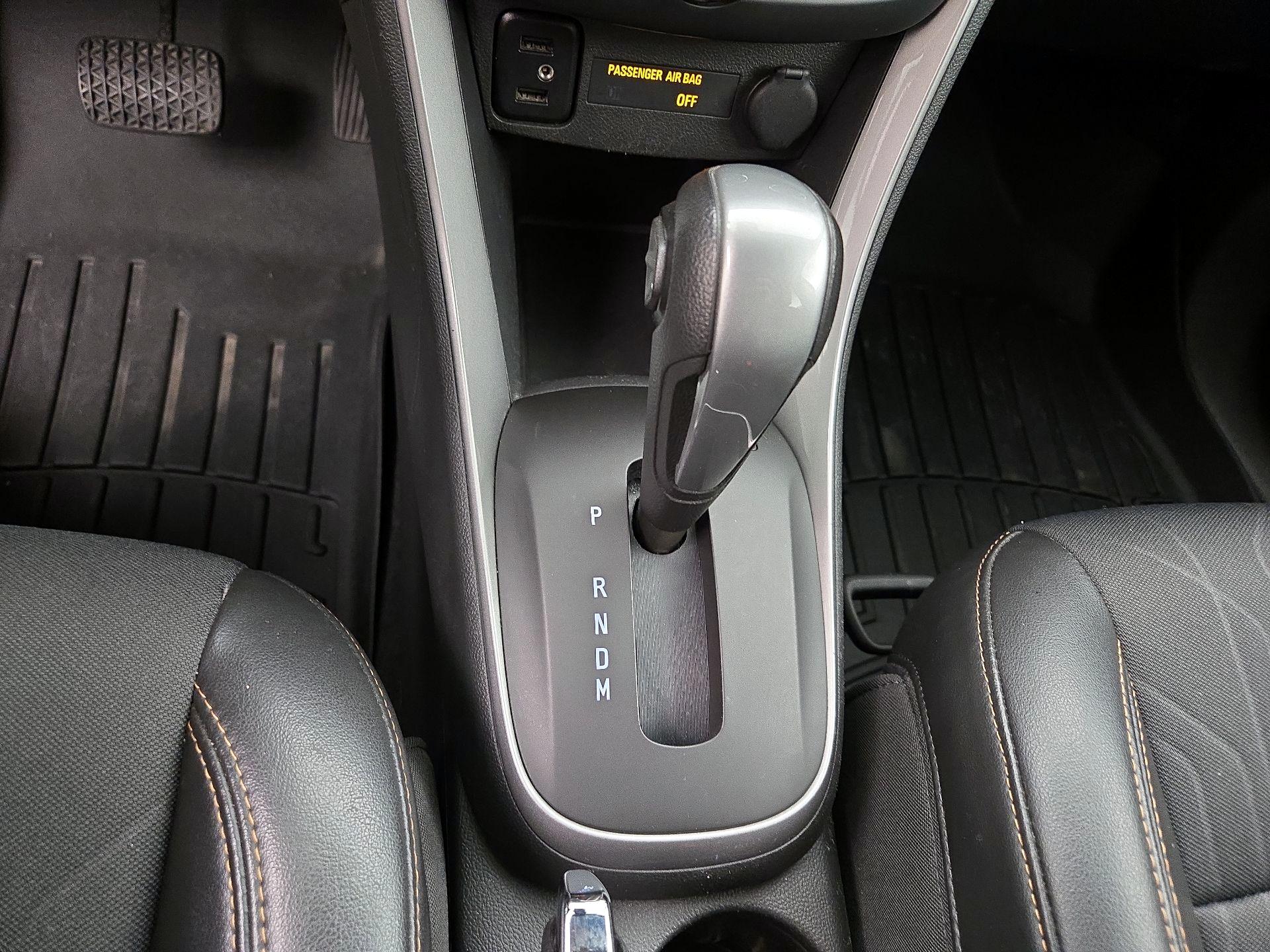 Thumbnail: 2019 Chevrolet Trax - 17