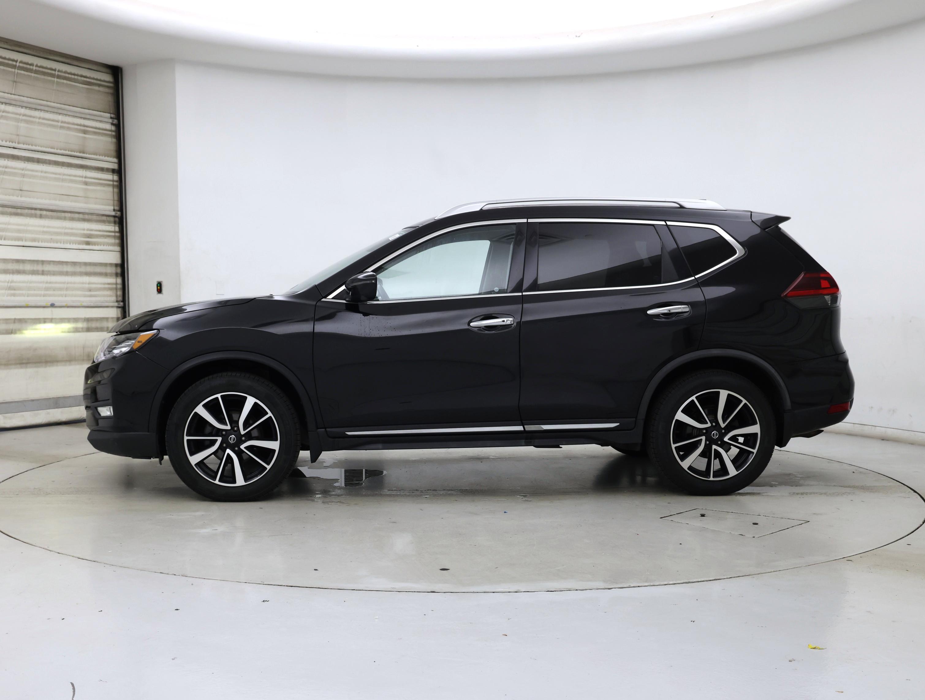 Thumbnail: 2018 Nissan Rogue - 3