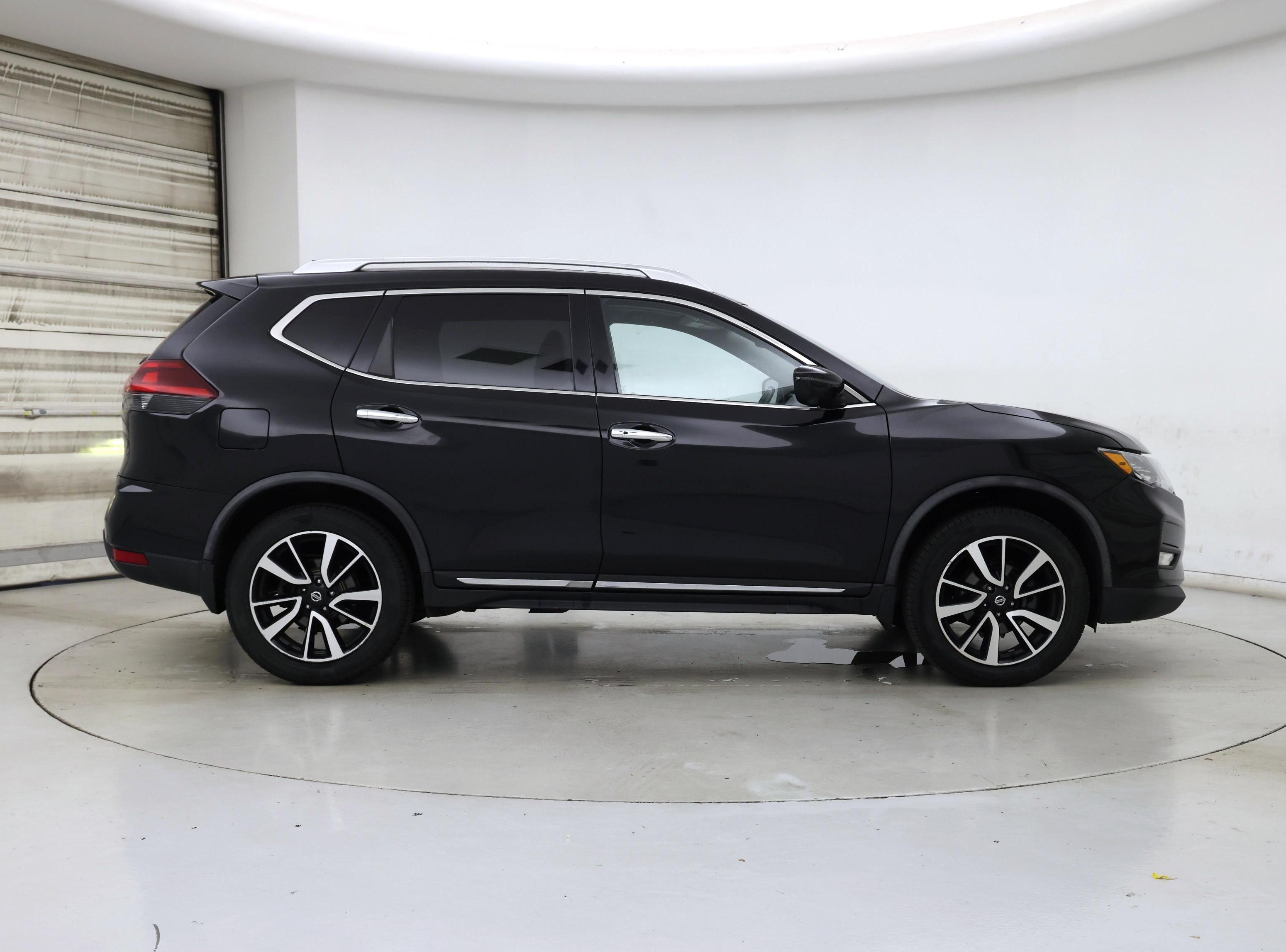 Thumbnail: 2018 Nissan Rogue - 7