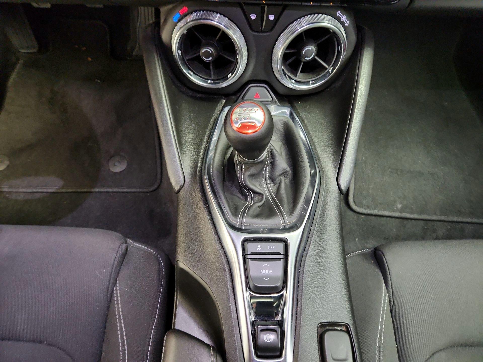 Thumbnail: 2021 Chevrolet Camaro - 16