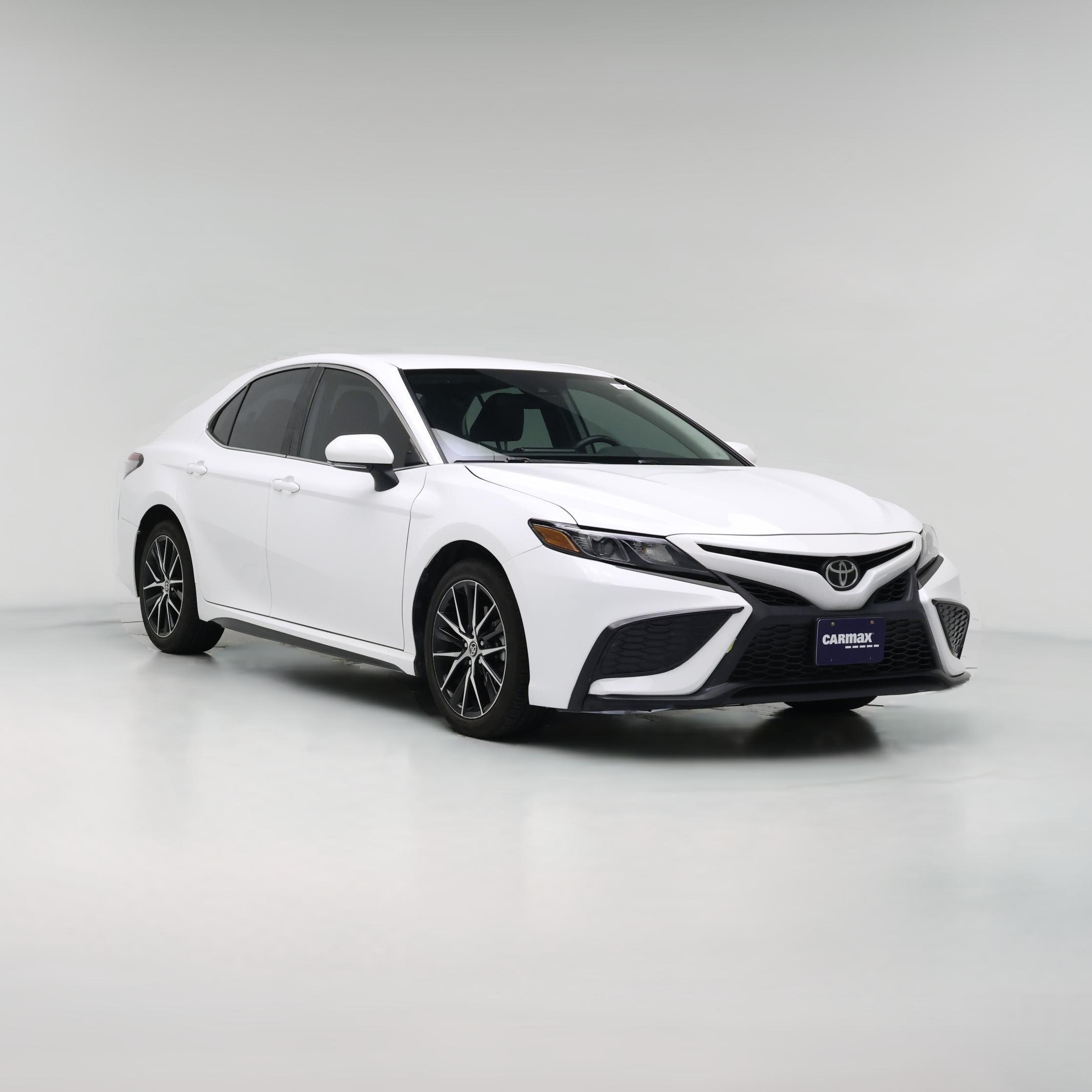 Thumbnail: 2022 Toyota Camry - 1