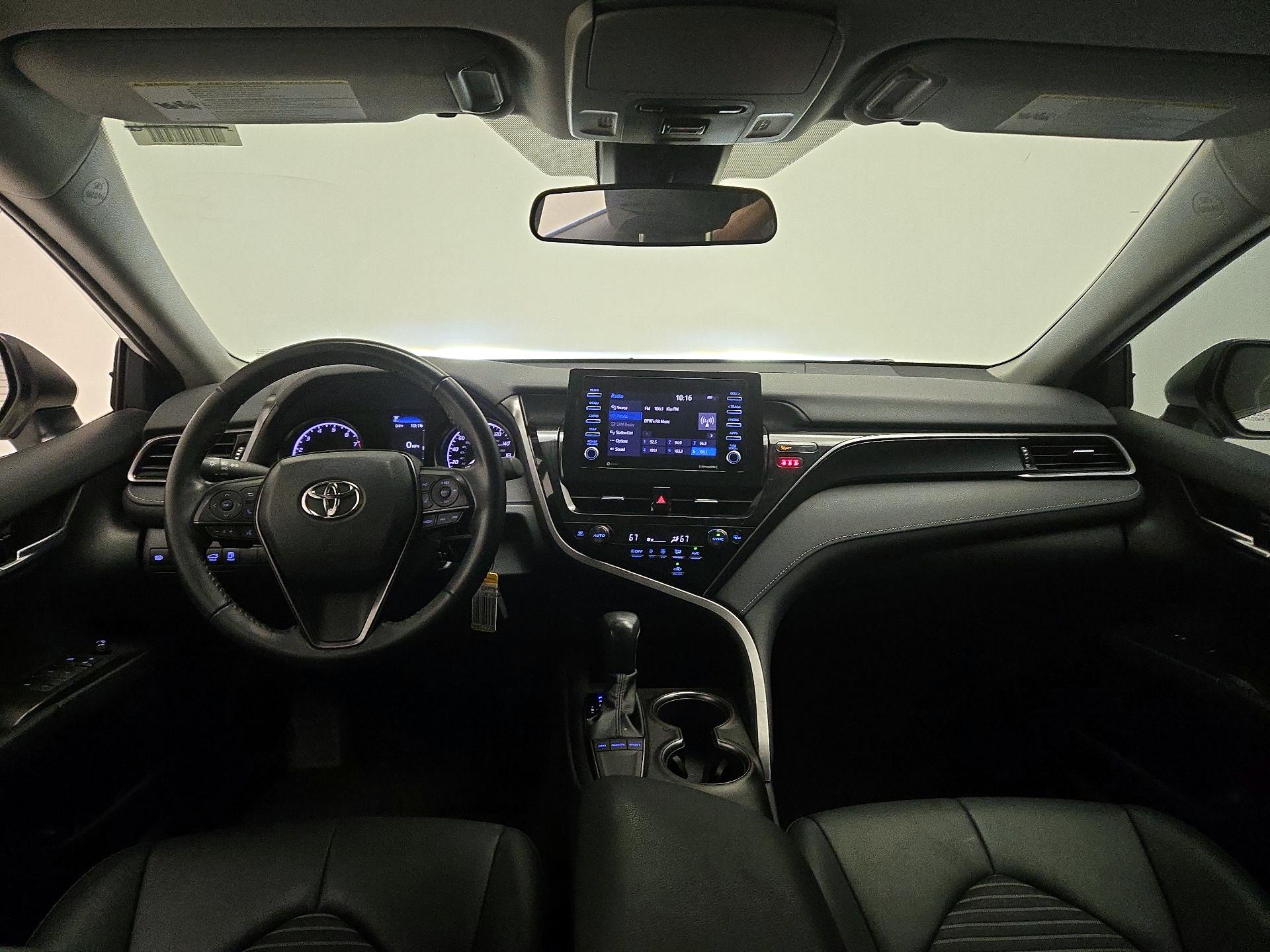 Thumbnail: 2022 Toyota Camry - 9