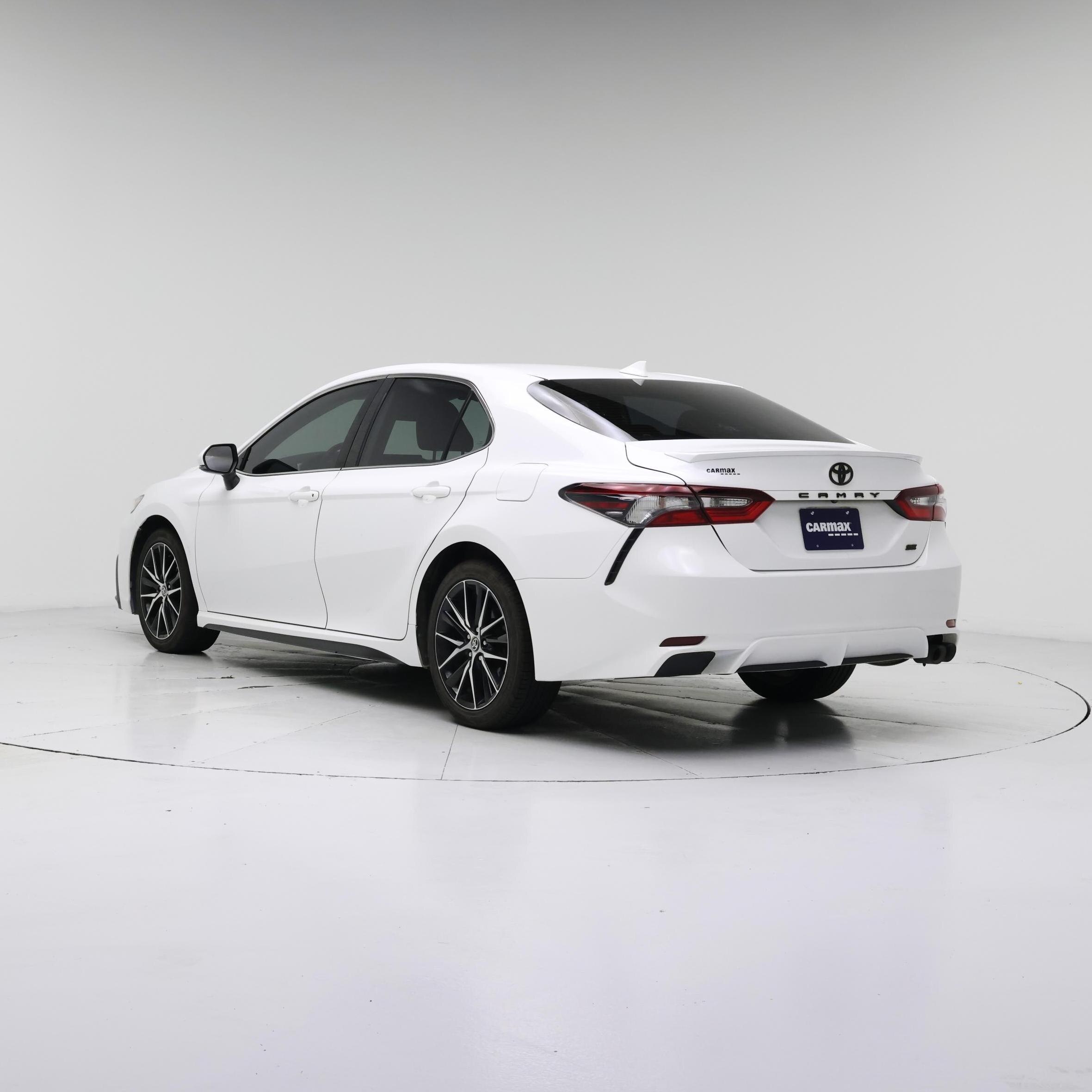 Thumbnail: 2022 Toyota Camry - 2