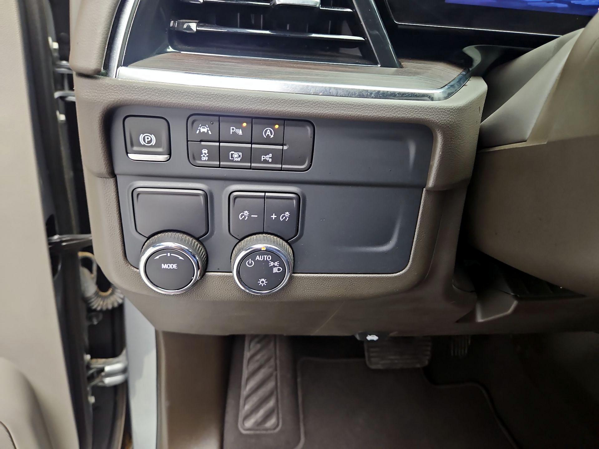 Thumbnail: 2025 Chevrolet Tahoe - 11