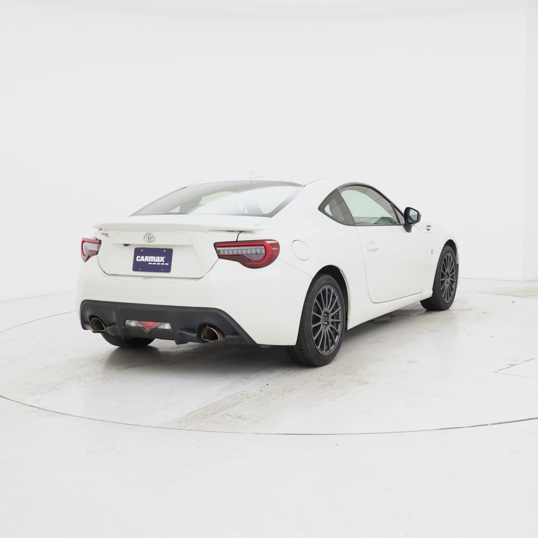 Thumbnail: 2017 Toyota 86 - 8