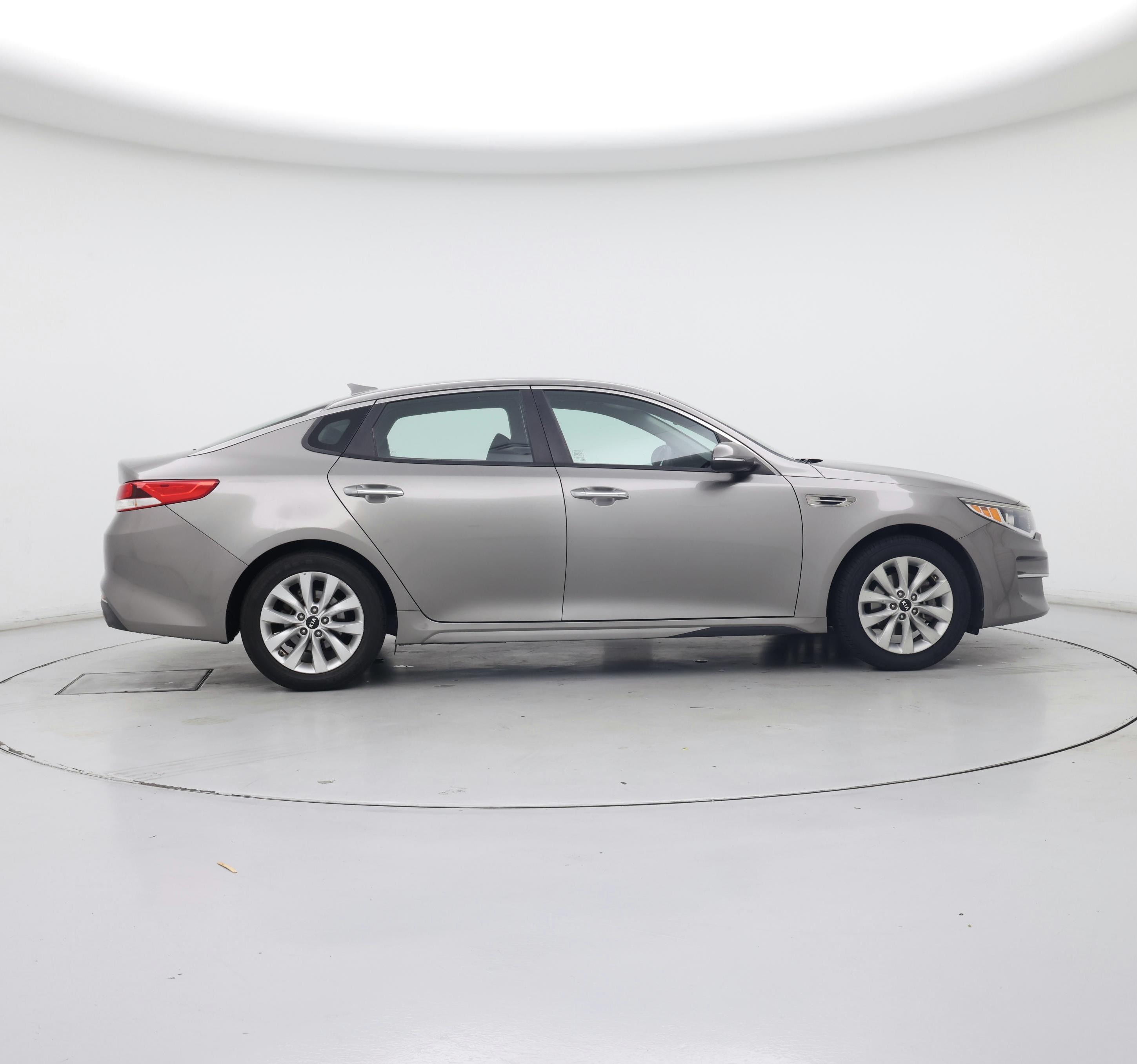 Thumbnail: 2018 Kia Optima - 7