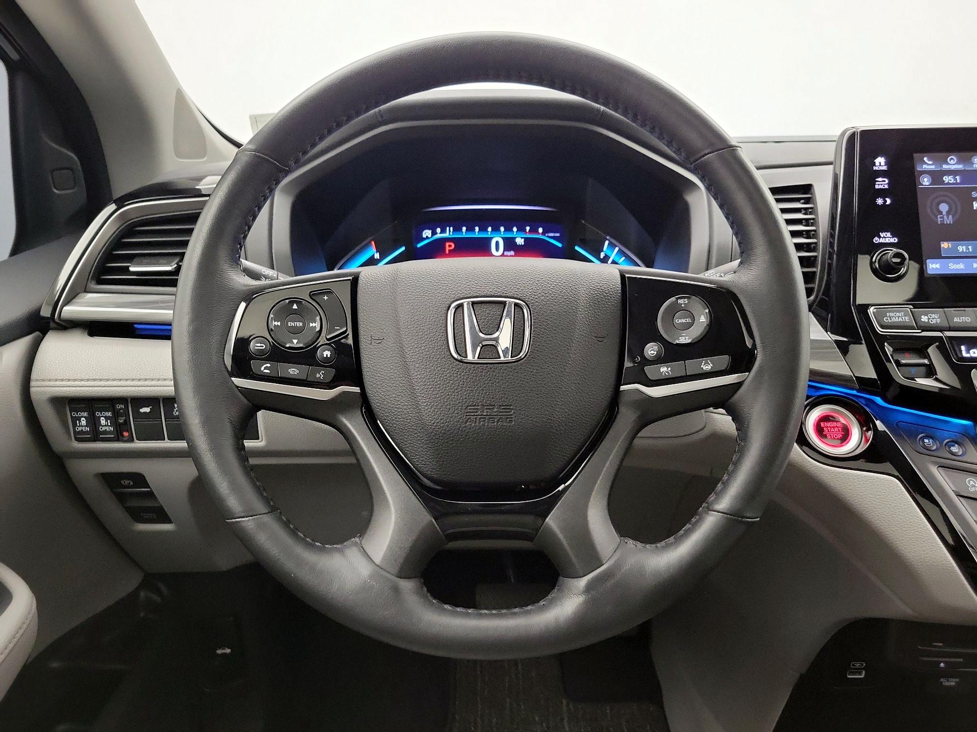 Thumbnail: 2023 Honda Odyssey - 10