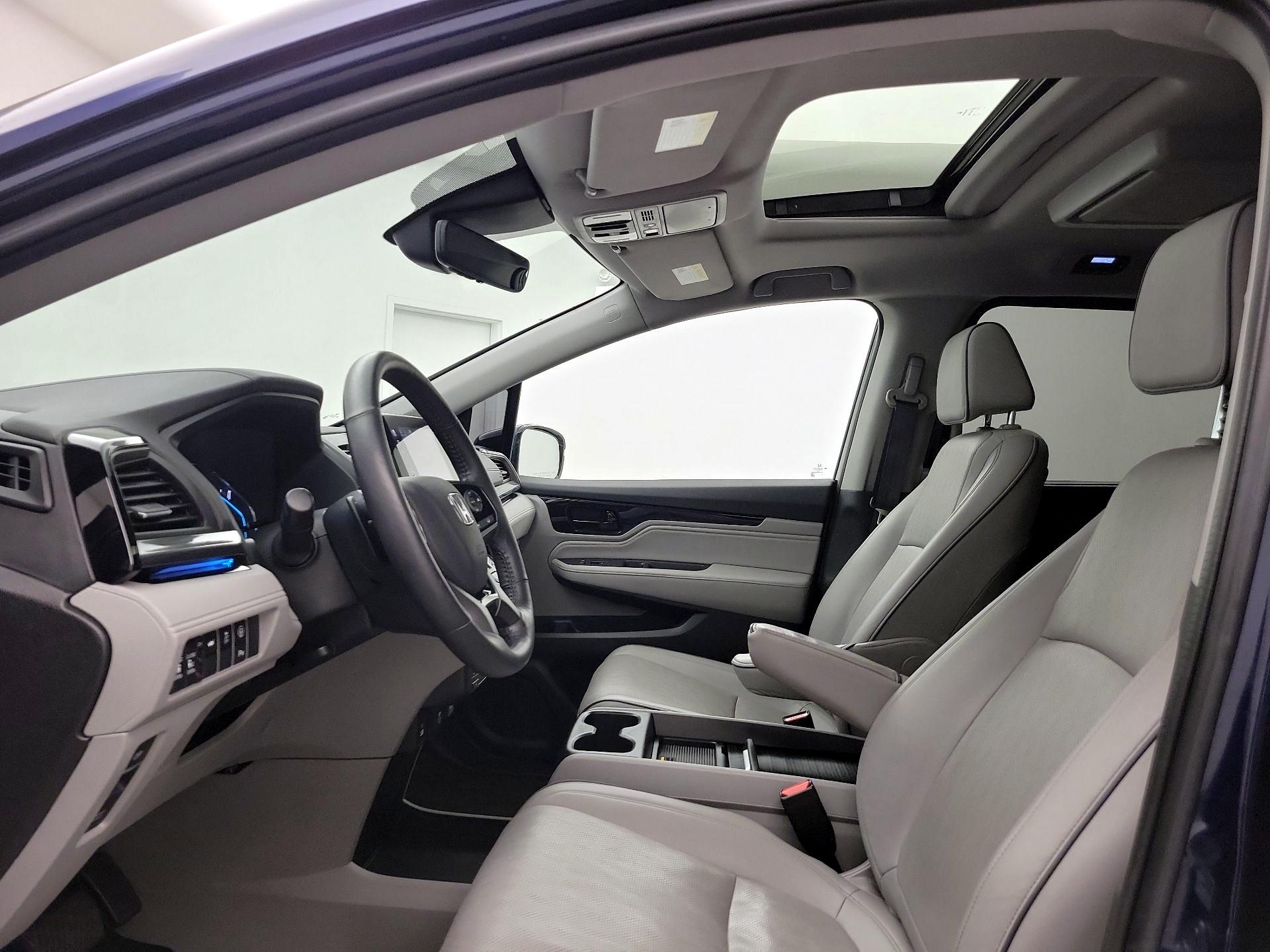 Thumbnail: 2023 Honda Odyssey - 19