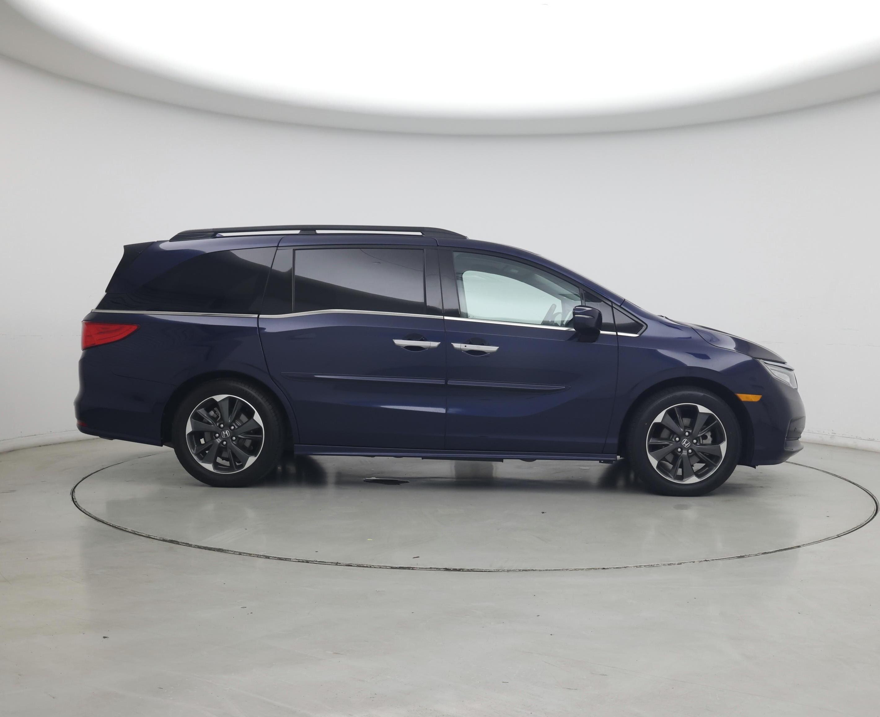 Thumbnail: 2023 Honda Odyssey - 7