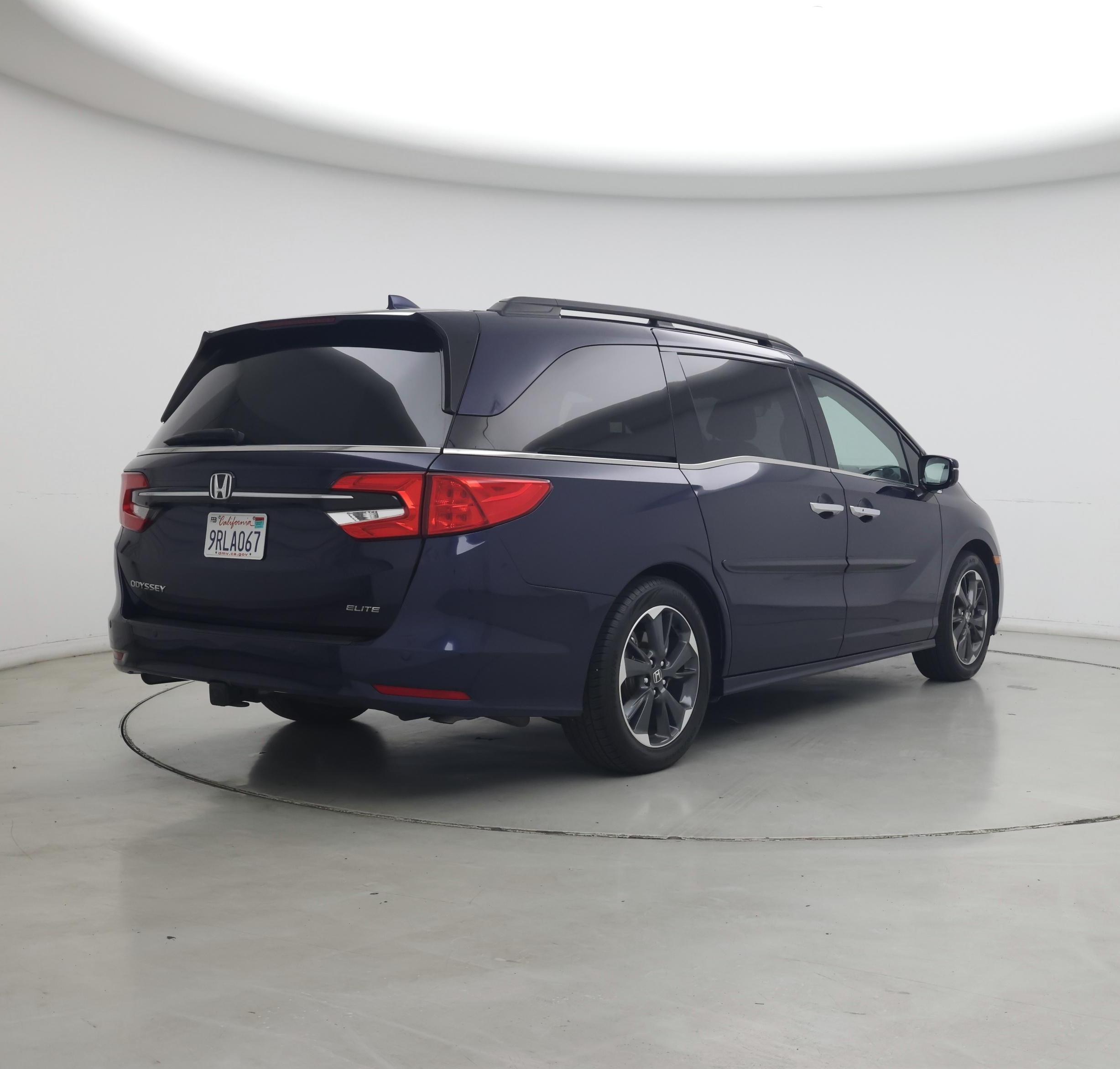 Thumbnail: 2023 Honda Odyssey - 8