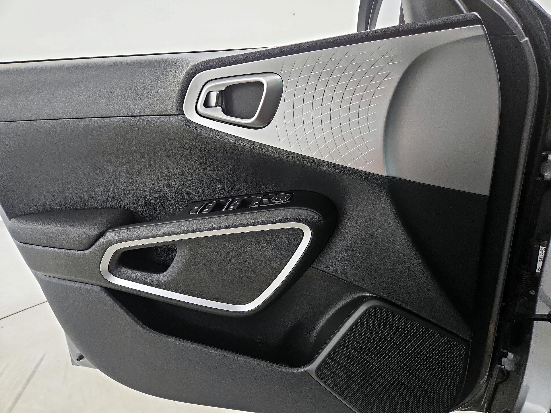 Thumbnail: 2025 Kia Soul - 12