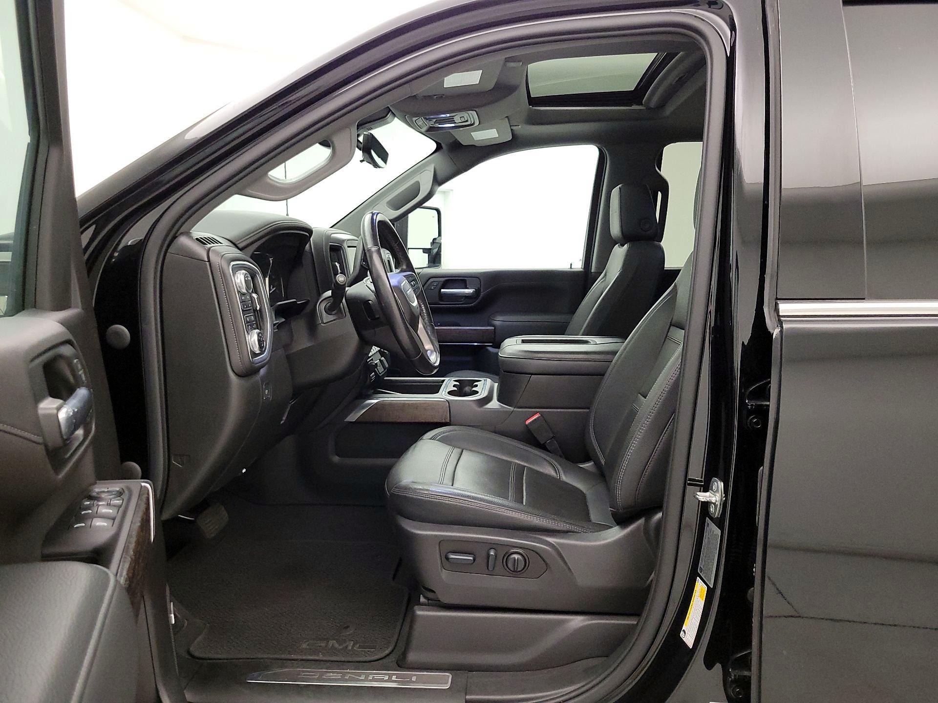 Thumbnail: 2022 GMC Sierra 3500 - 11