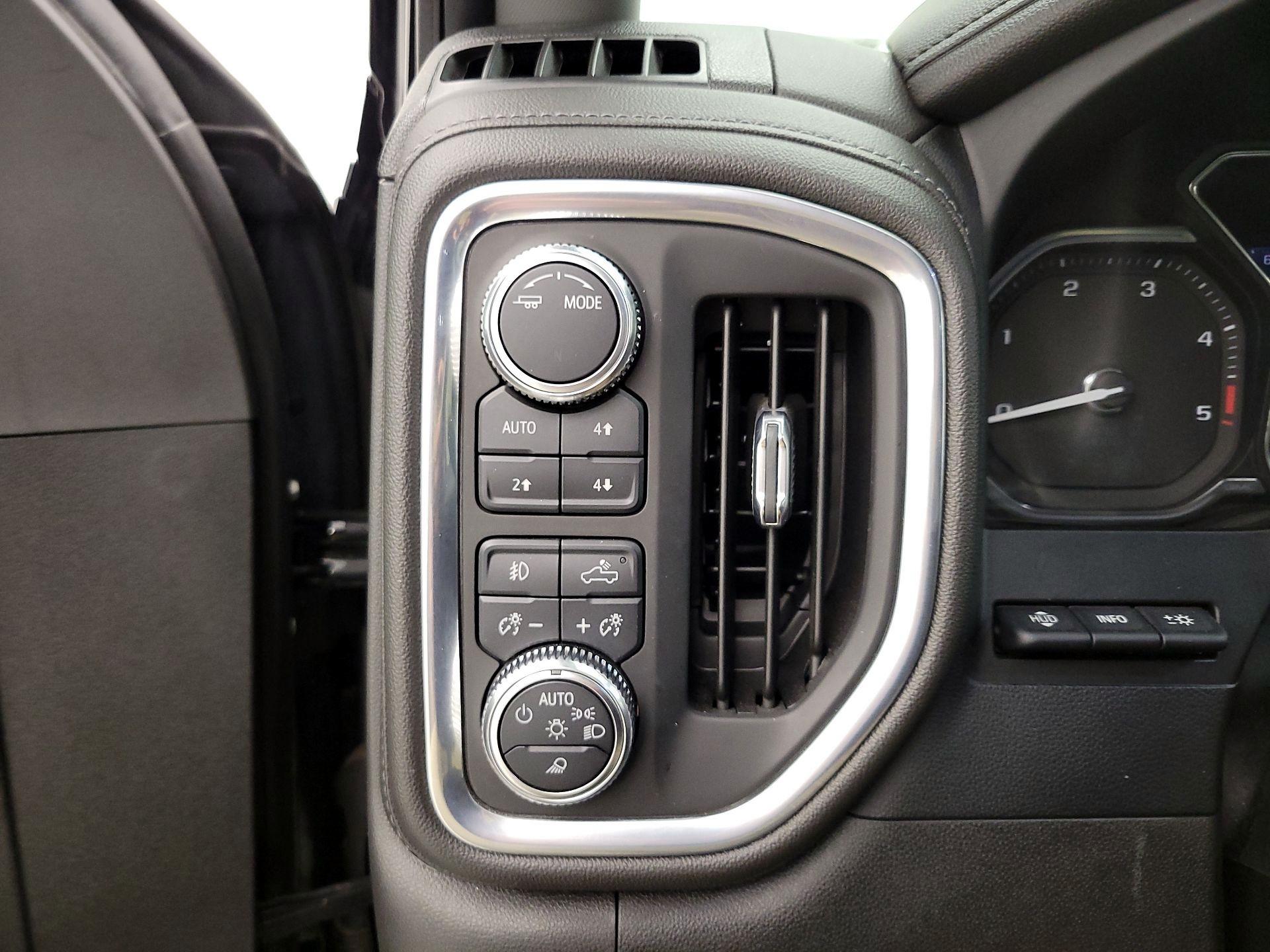 Thumbnail: 2022 GMC Sierra 3500 - 13