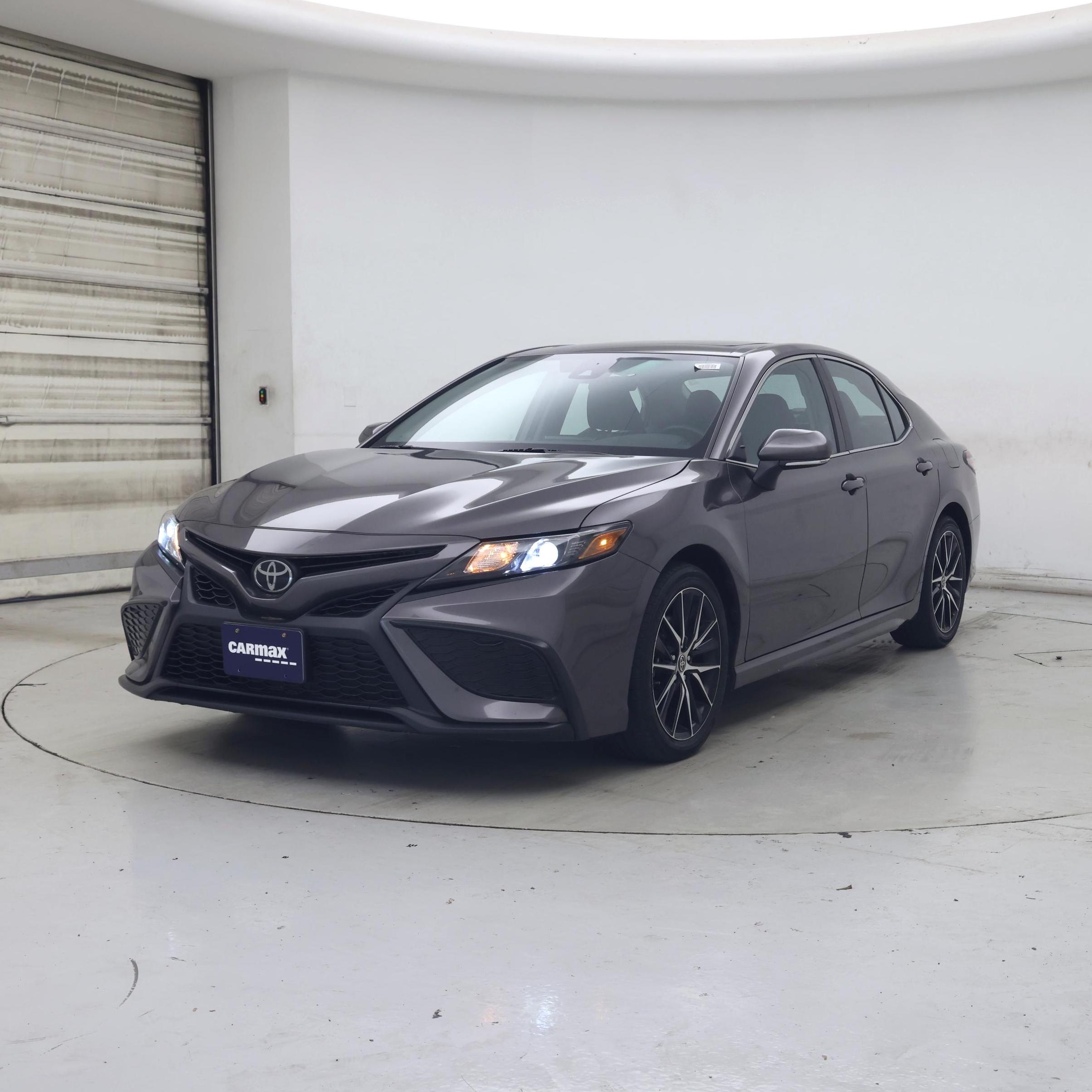 Thumbnail: 2023 Toyota Camry - 4