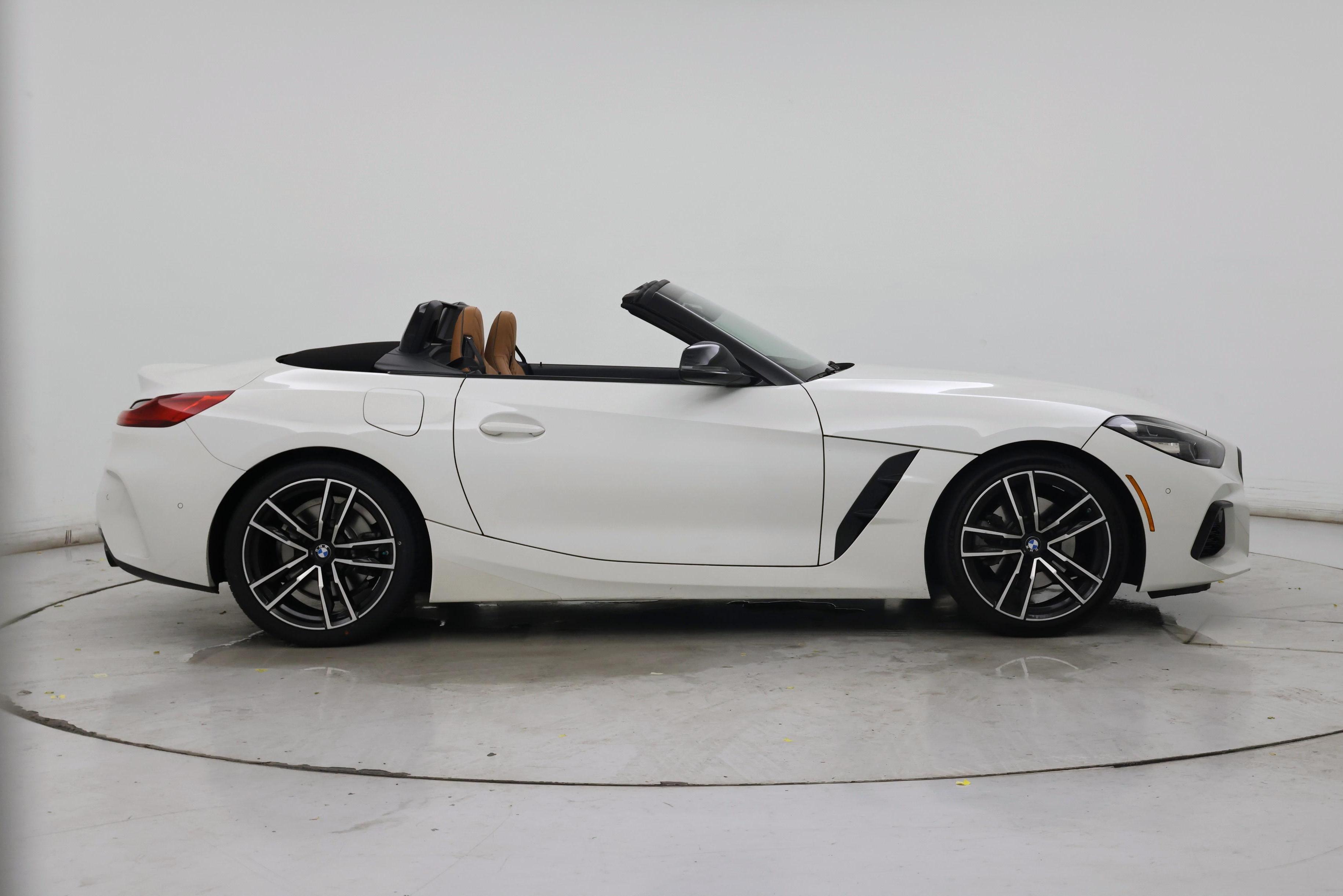 Thumbnail: 2022 BMW Z4 - 7