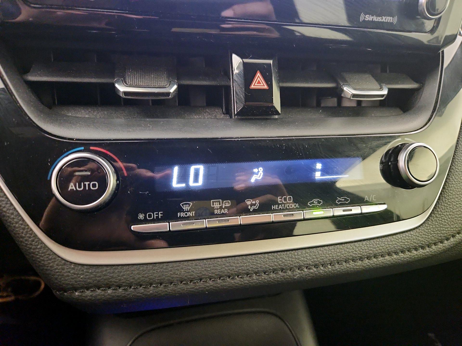 Thumbnail: 2021 Toyota Corolla - 16