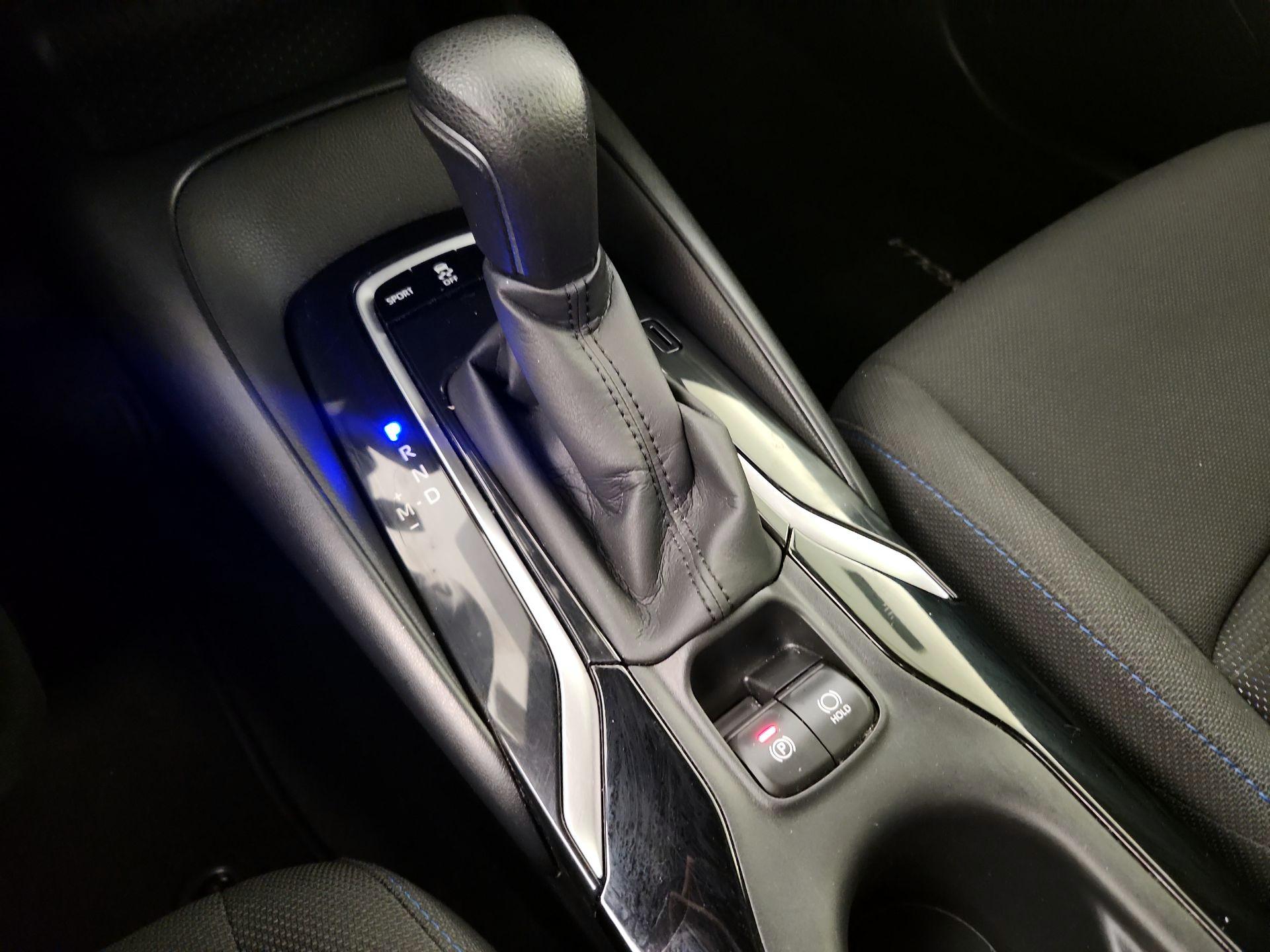 Thumbnail: 2021 Toyota Corolla - 17