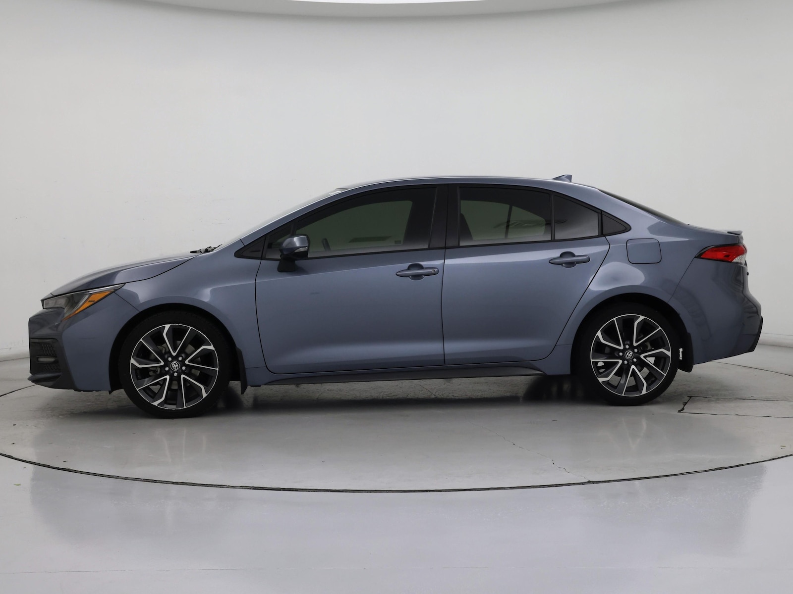 2021 Toyota Corolla SE - Photo 4