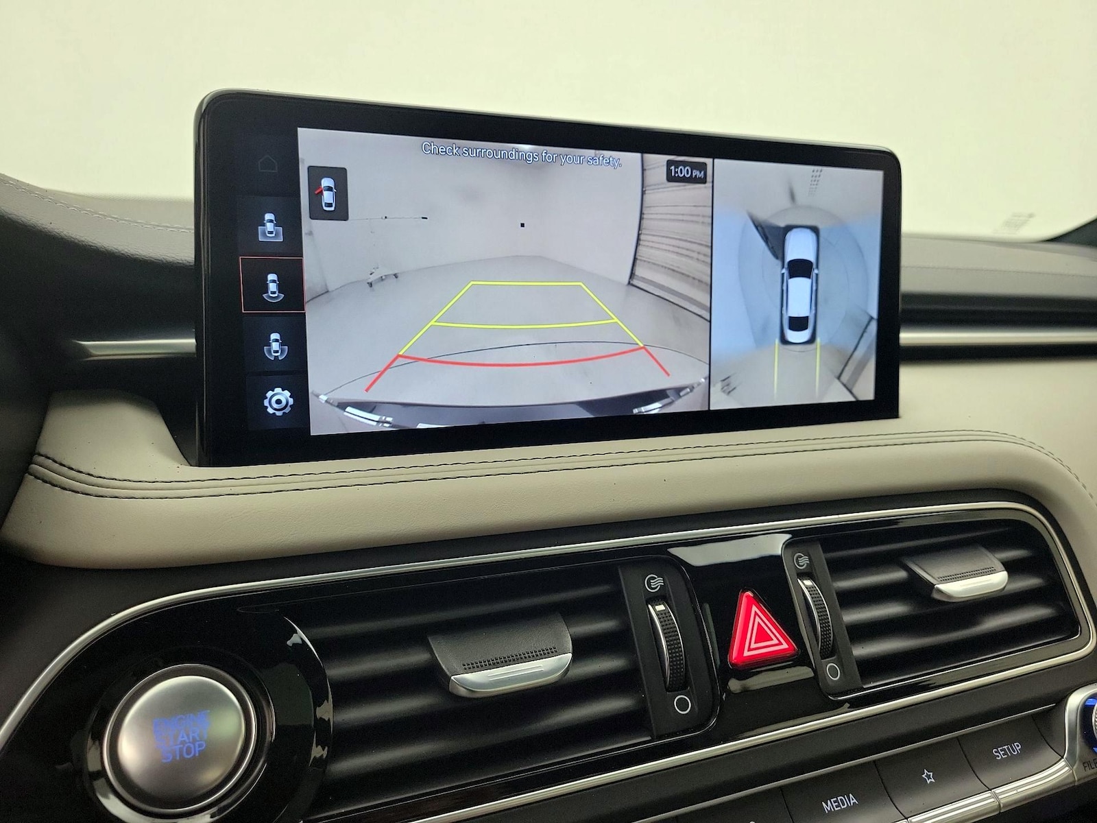 2023 GENESIS G70 Standard - Photo 15